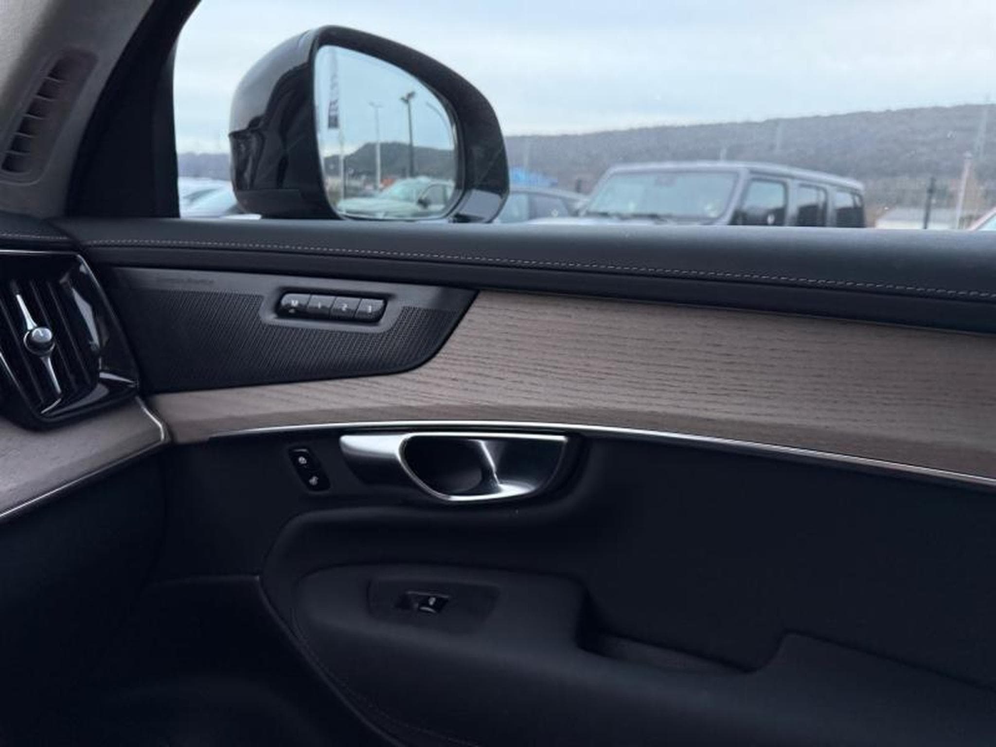Volvo XC90 T8 Ultra Dark / Hybride (2025) - Foto 20
