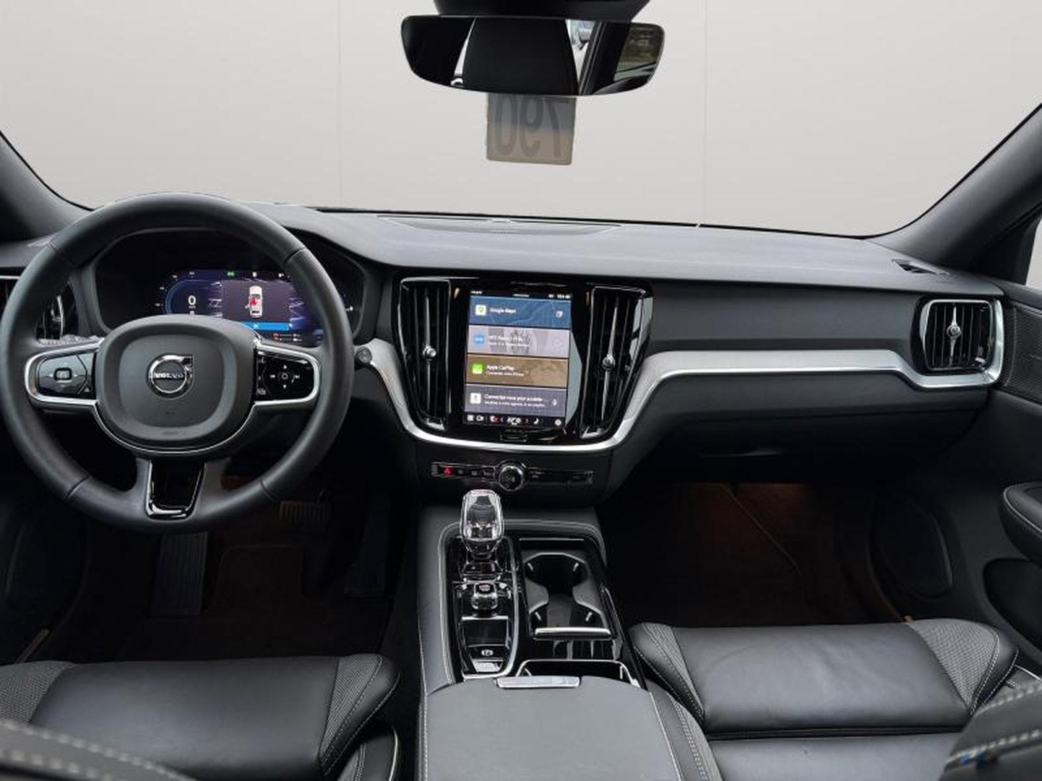 Volvo V60 T6 Plus Dark / Hybride (2024) - Foto 3