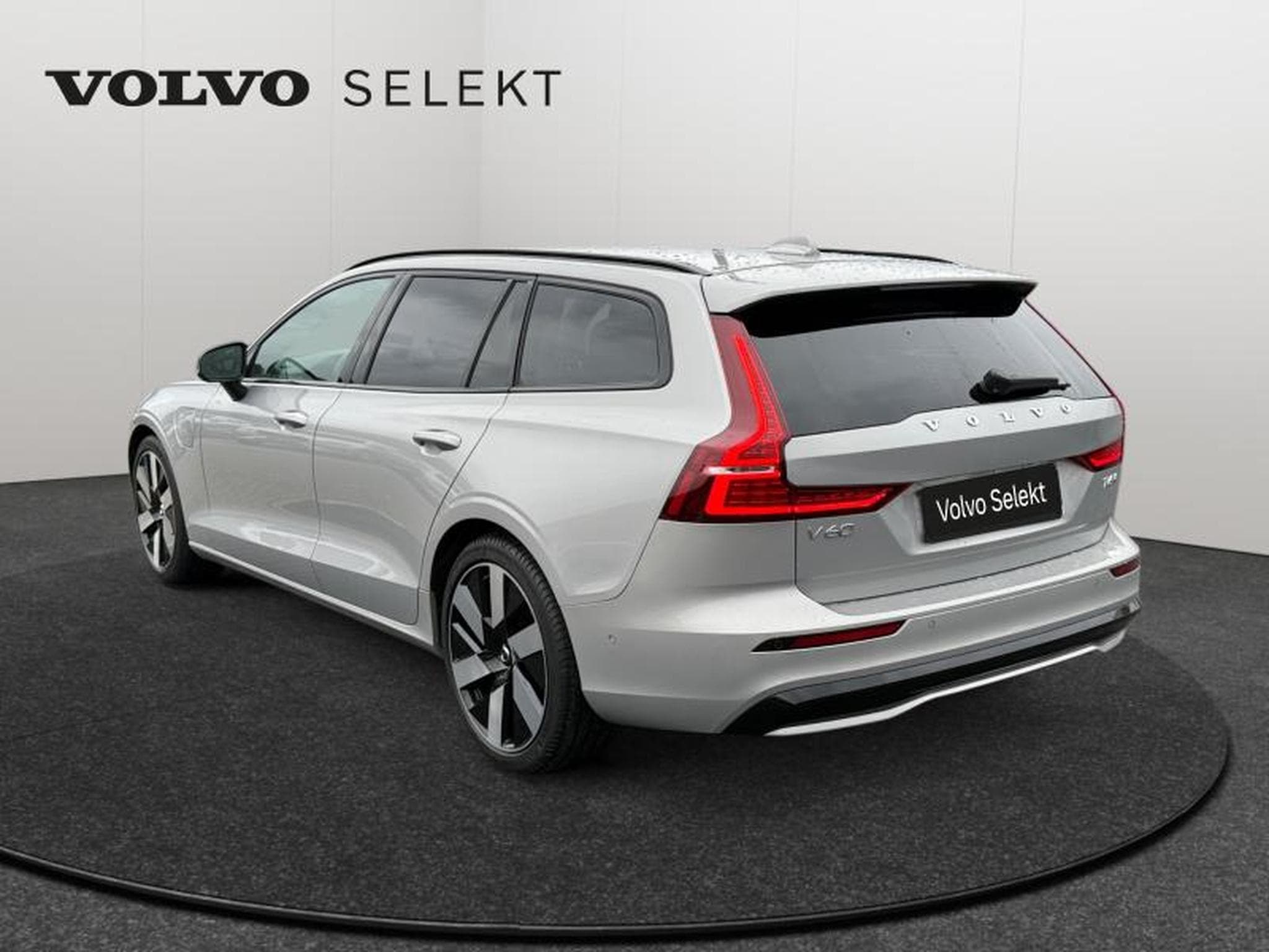 Volvo V60 T6 Plus Dark / Hybride (2024) - Foto 5