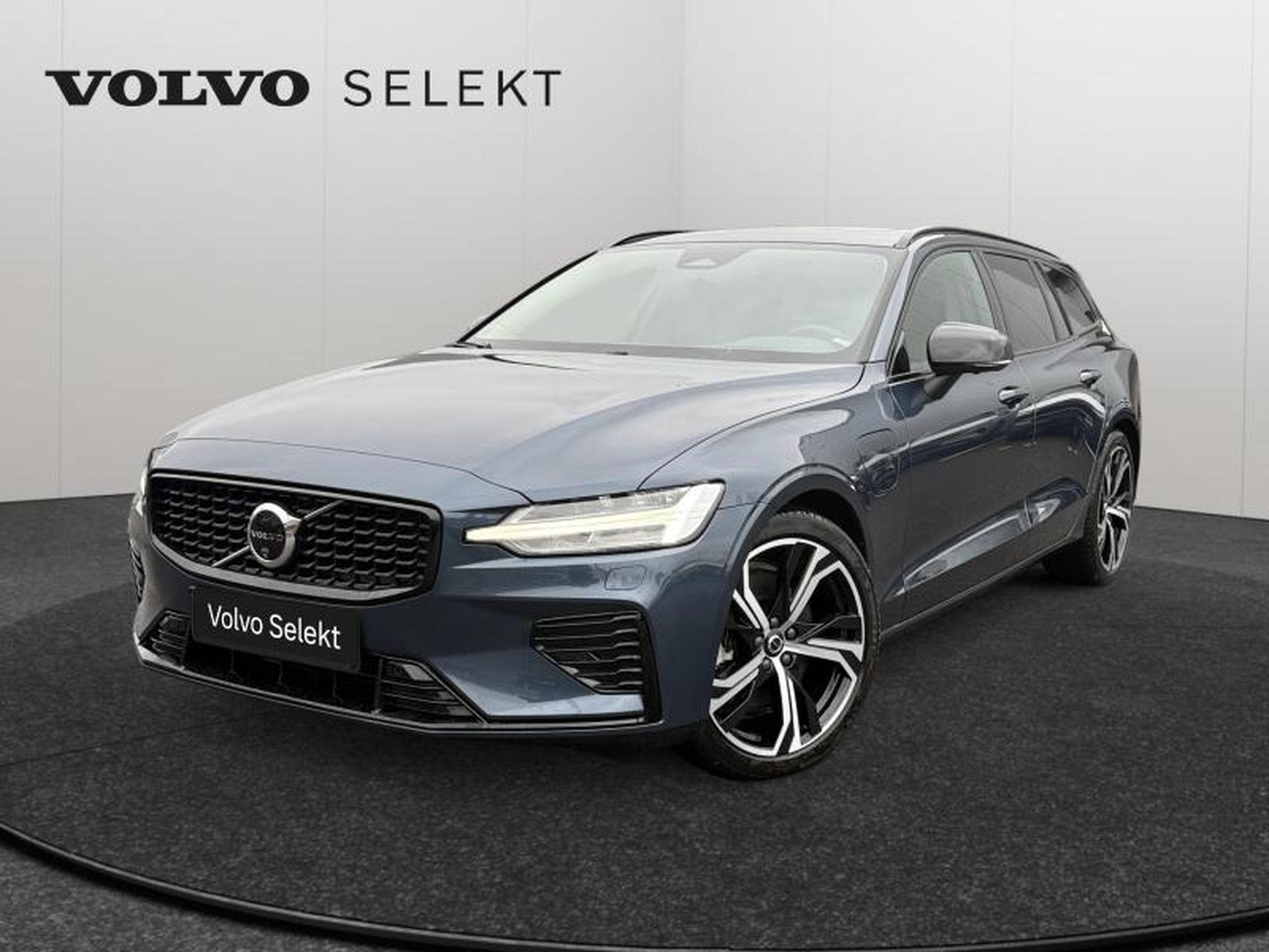 Volvo V60 T6 Ultra Dark / Hybride (2024) - Foto 1