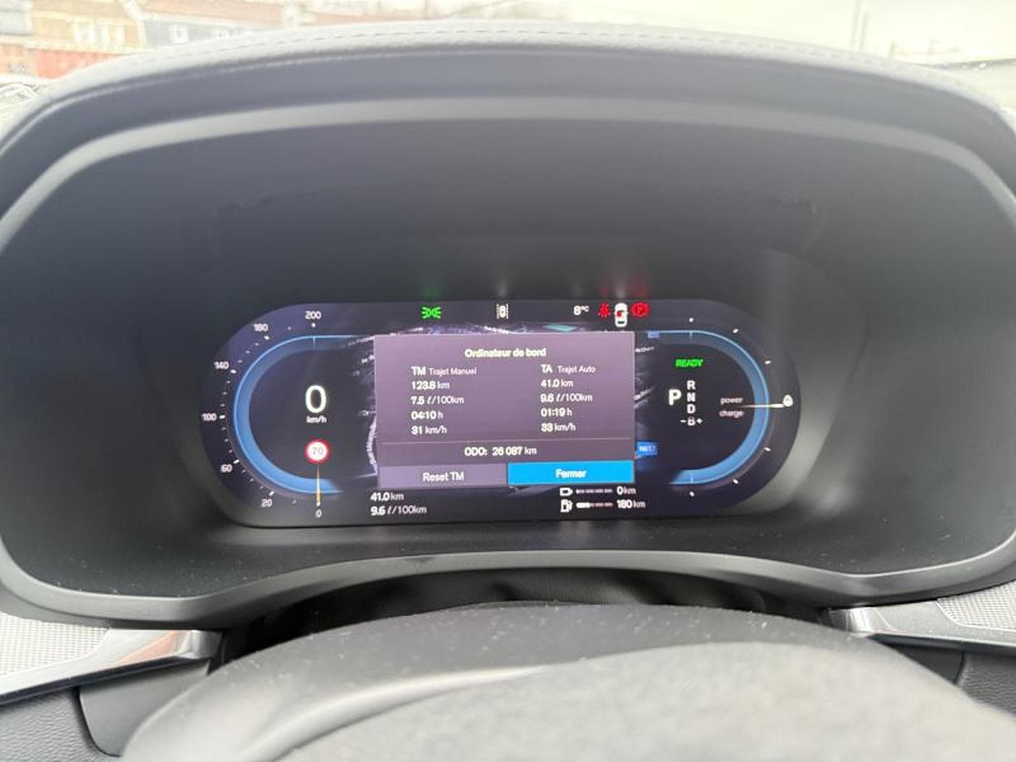 Volvo V60 T6 Ultra Dark / Hybride (2024) - Foto 18