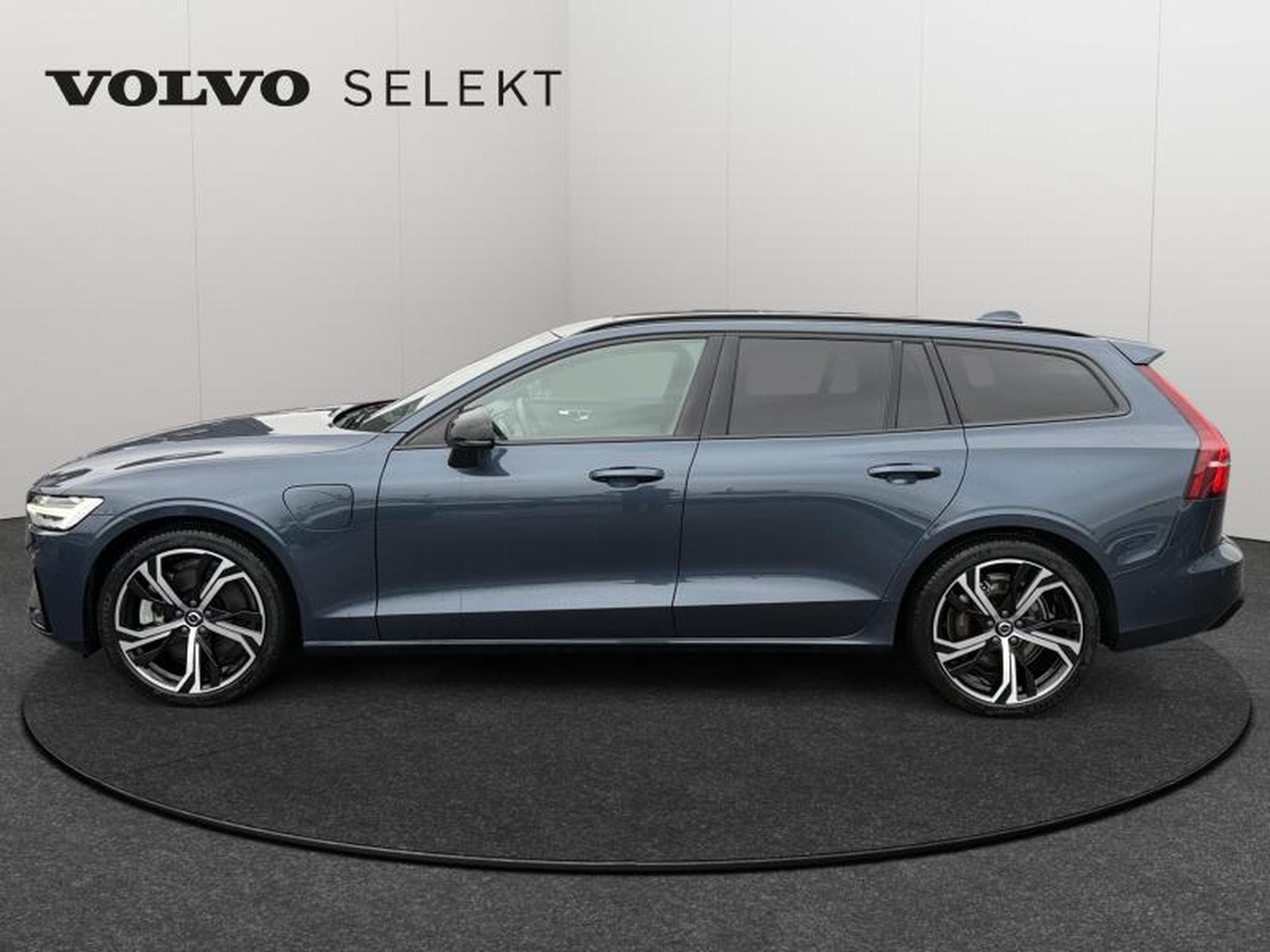 Volvo V60 T6 Ultra Dark / Hybride (2024) - Foto 4