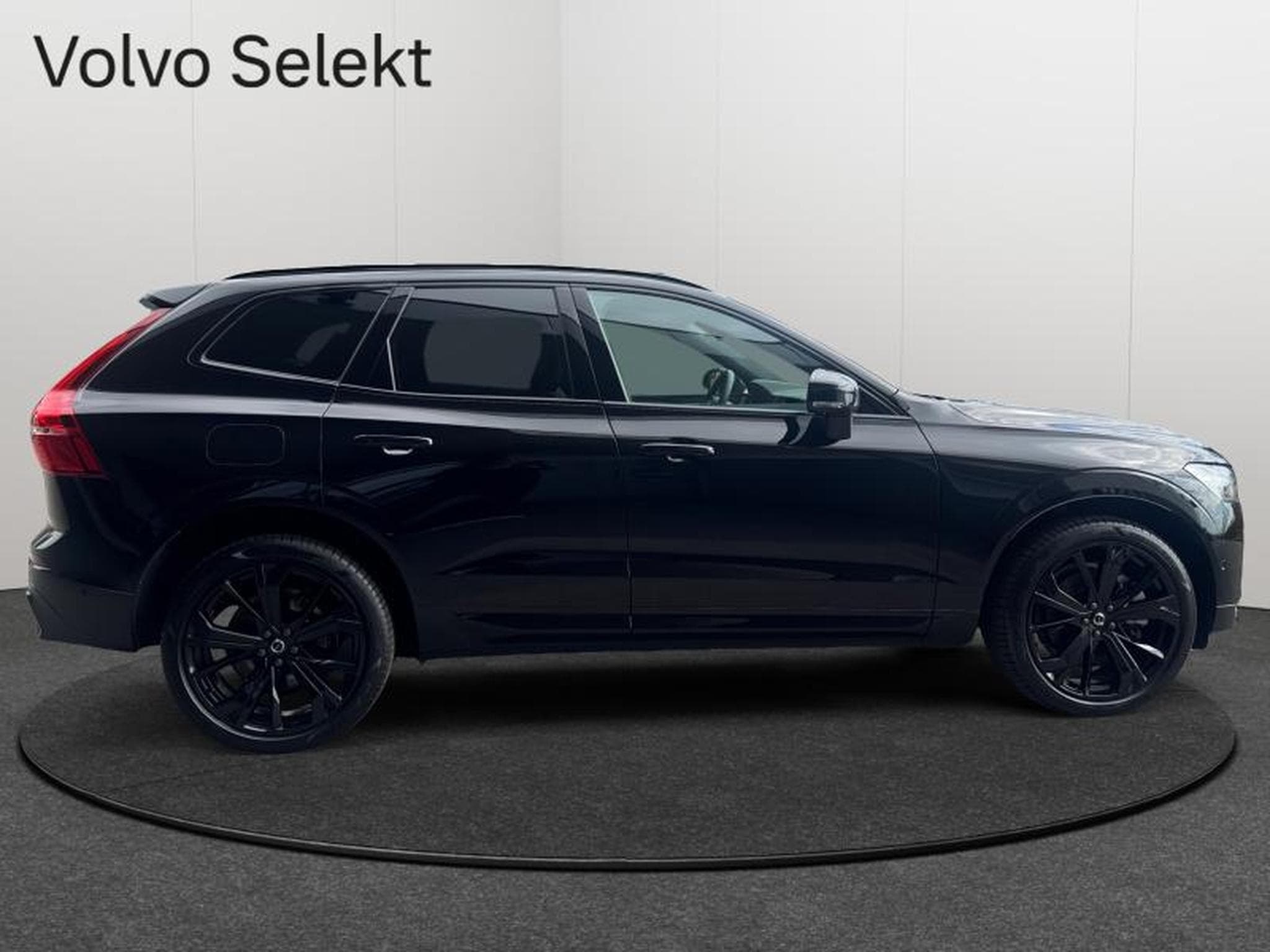 Volvo XC60 T8 Black Edition Plus / Hybride KIT HIVER INCLUS (2025) - Foto 7