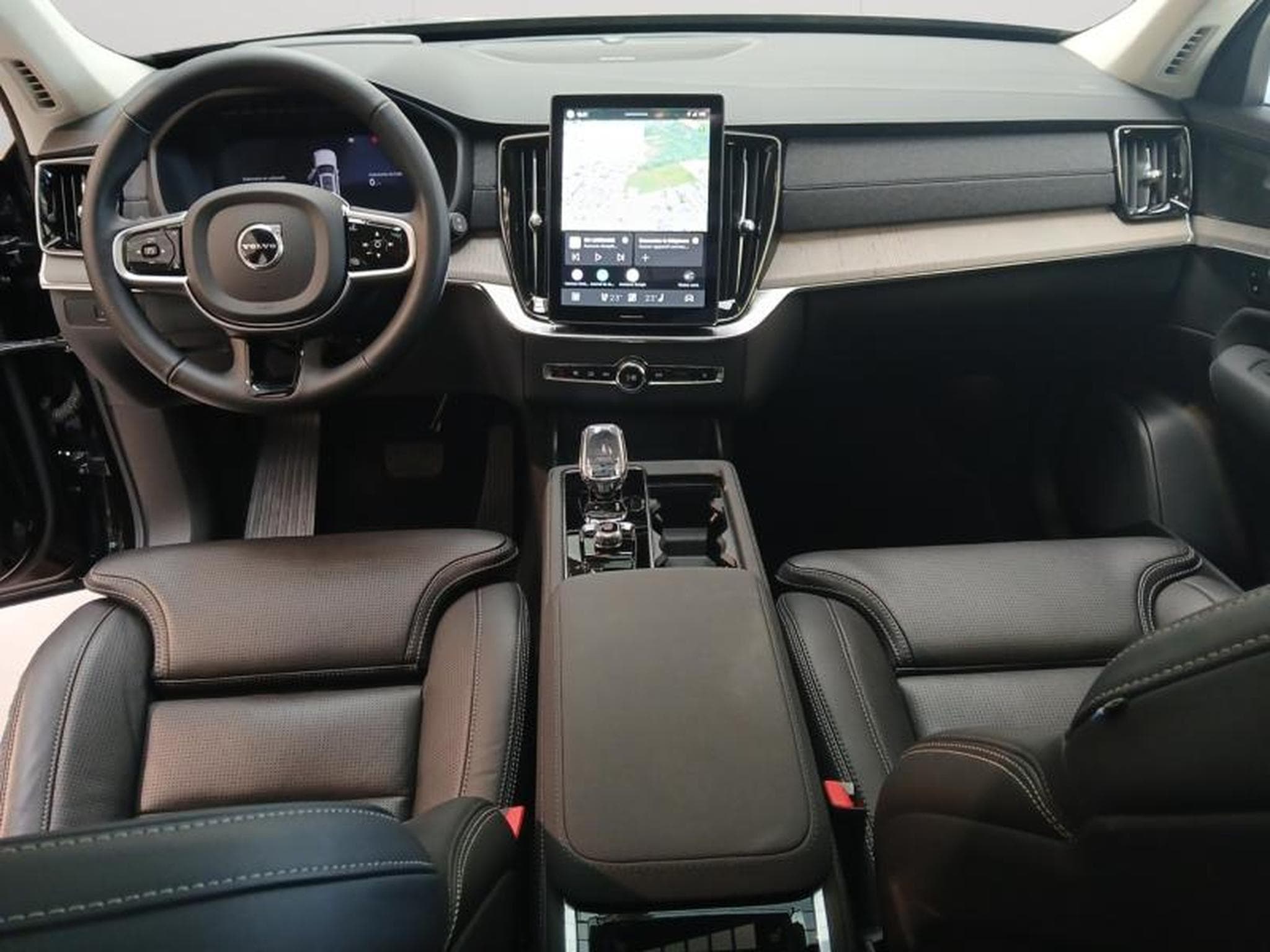 Volvo XC90 T8 AWD Ultra Dark / Hybride (2025) - Foto 3