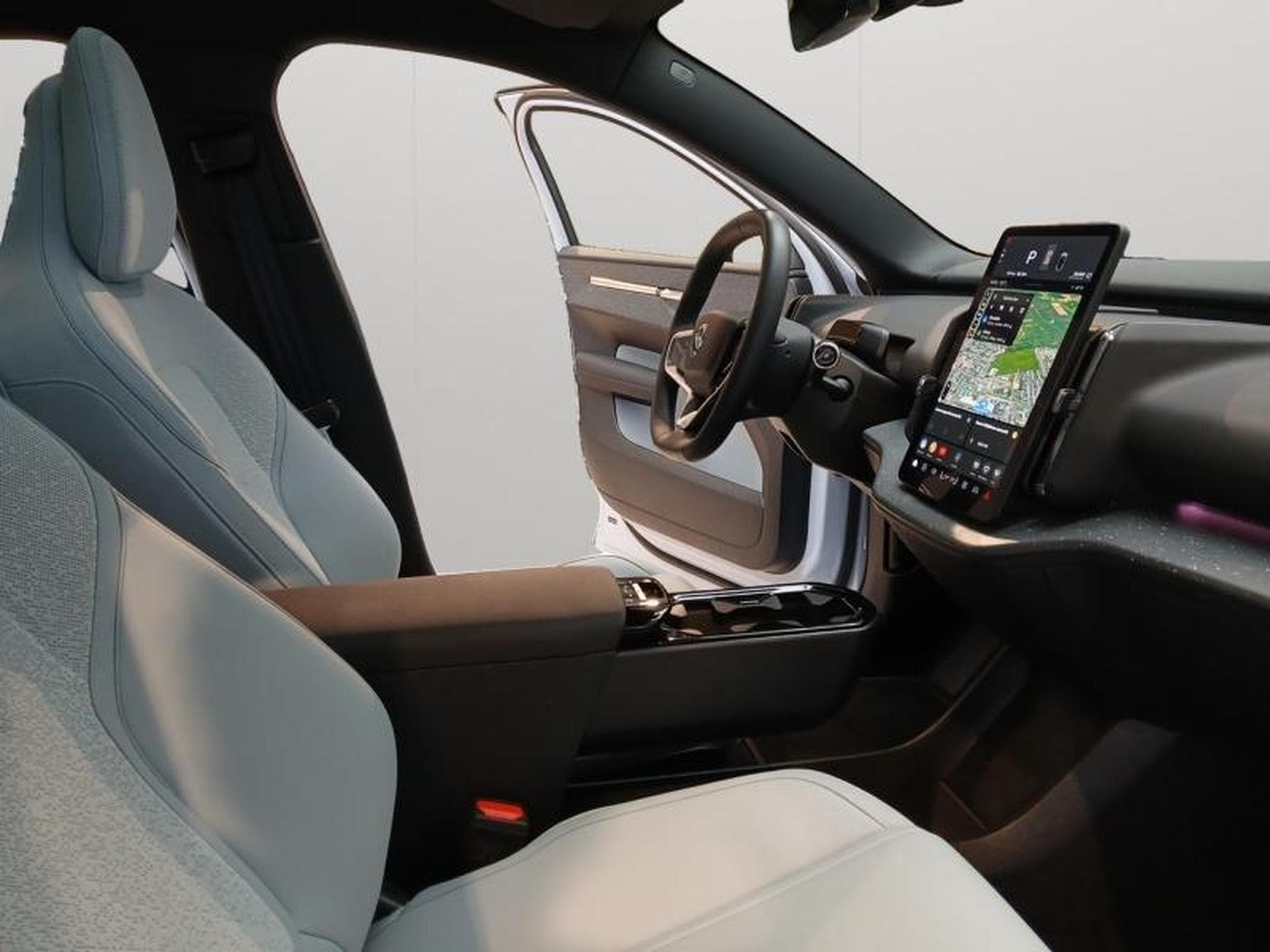 Volvo EX30 Ultra Single Motor / Elecrique (2025) - Foto 12