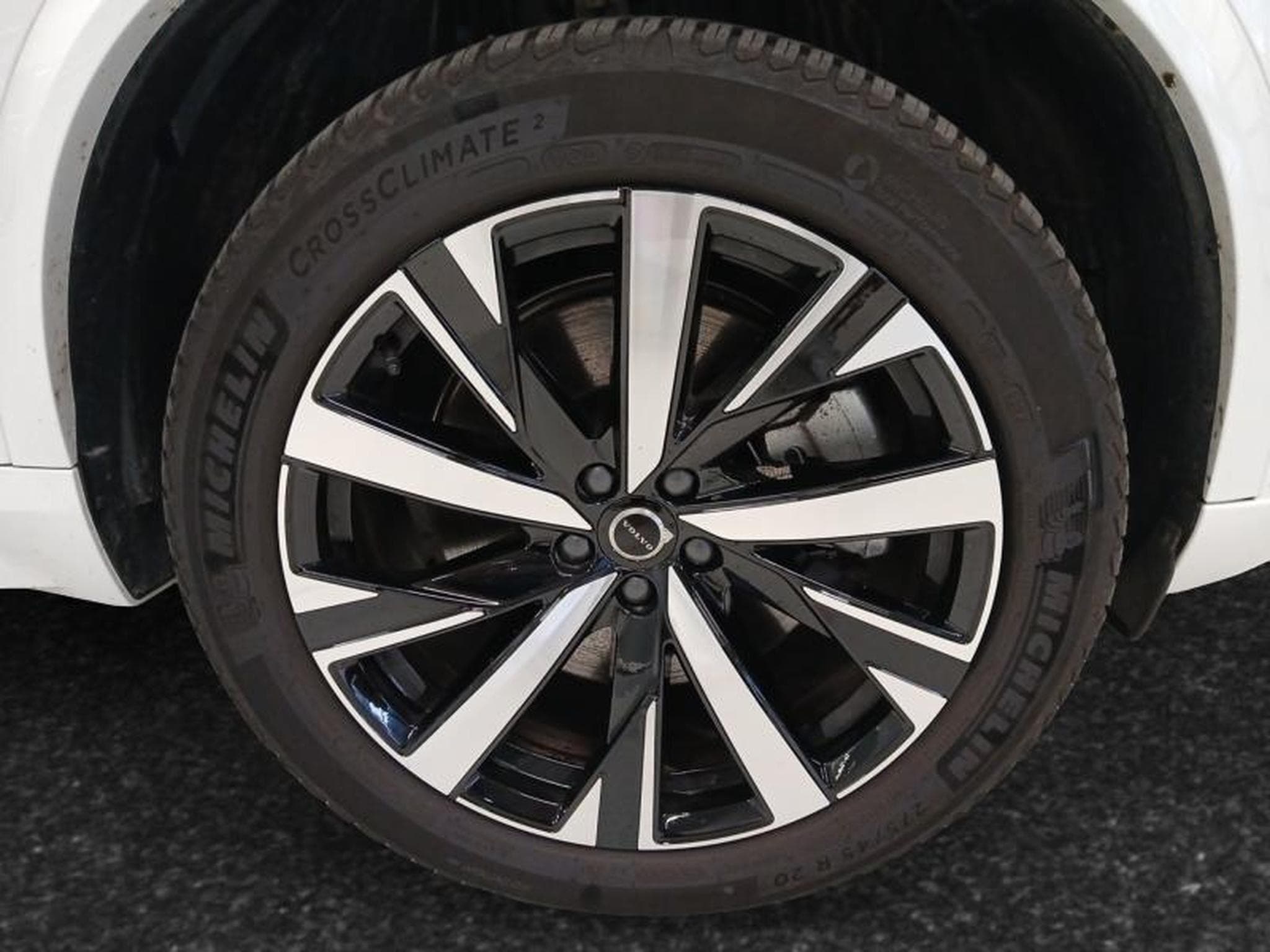 Volvo XC90 T8 AWD Core / Hybride (2025) - Foto 10