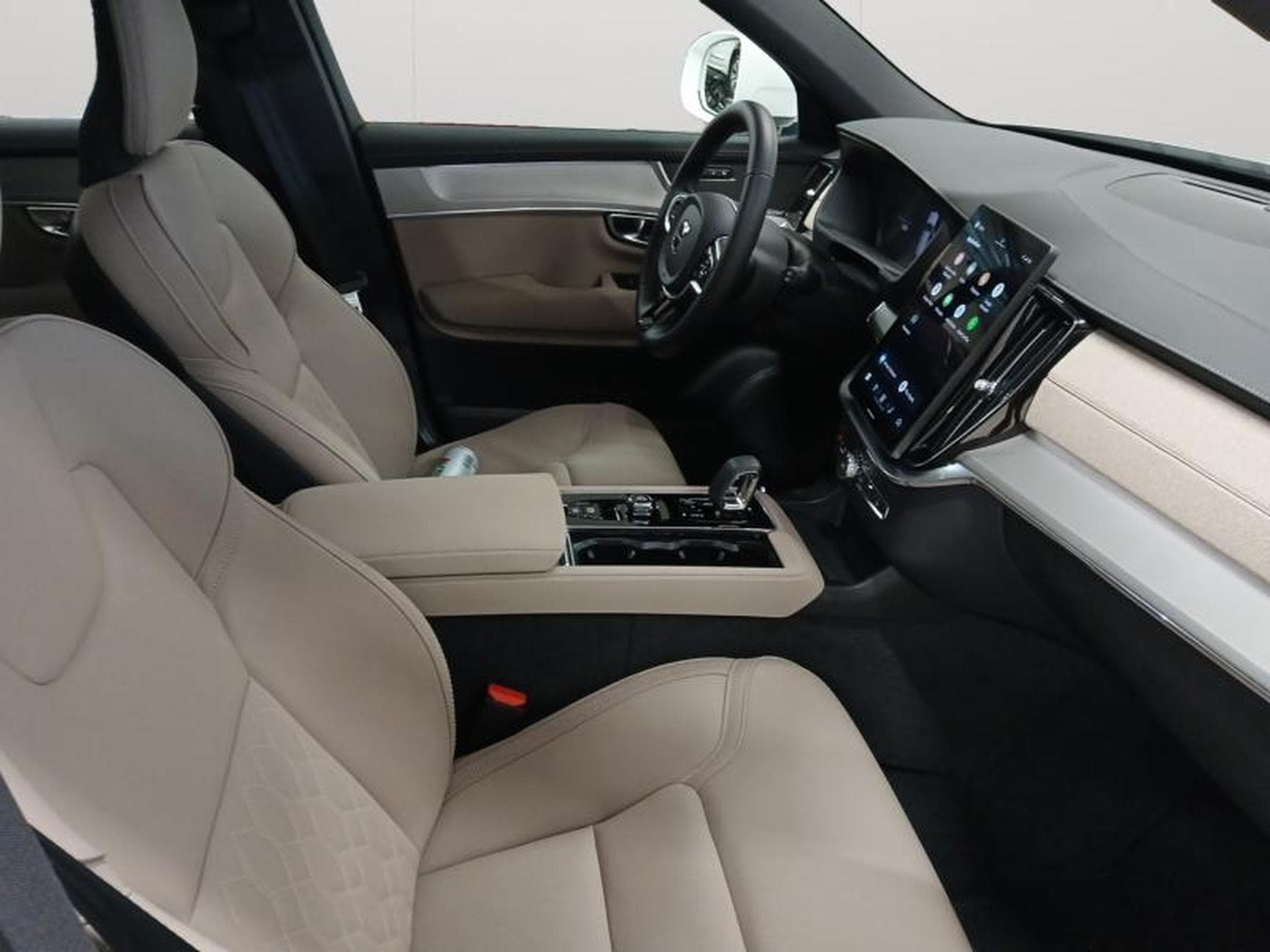 Volvo XC90 T8 AWD Core / Hybride (2025) - Foto 13