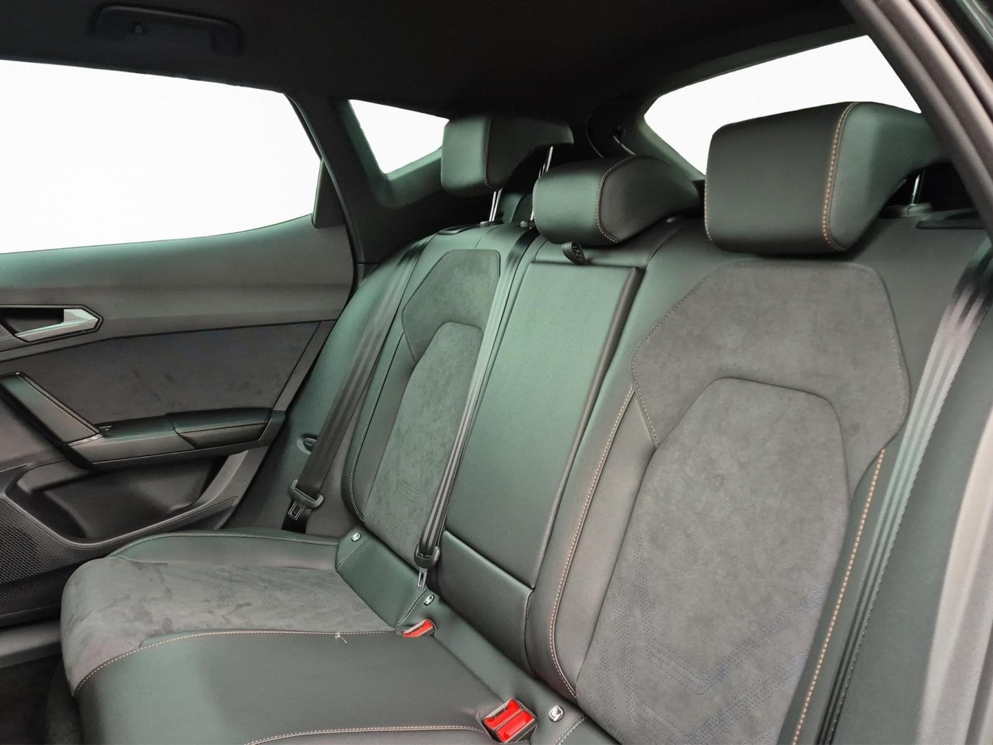 Cupra Formentor 1.5 eTSI DSG (2026) - Foto 15