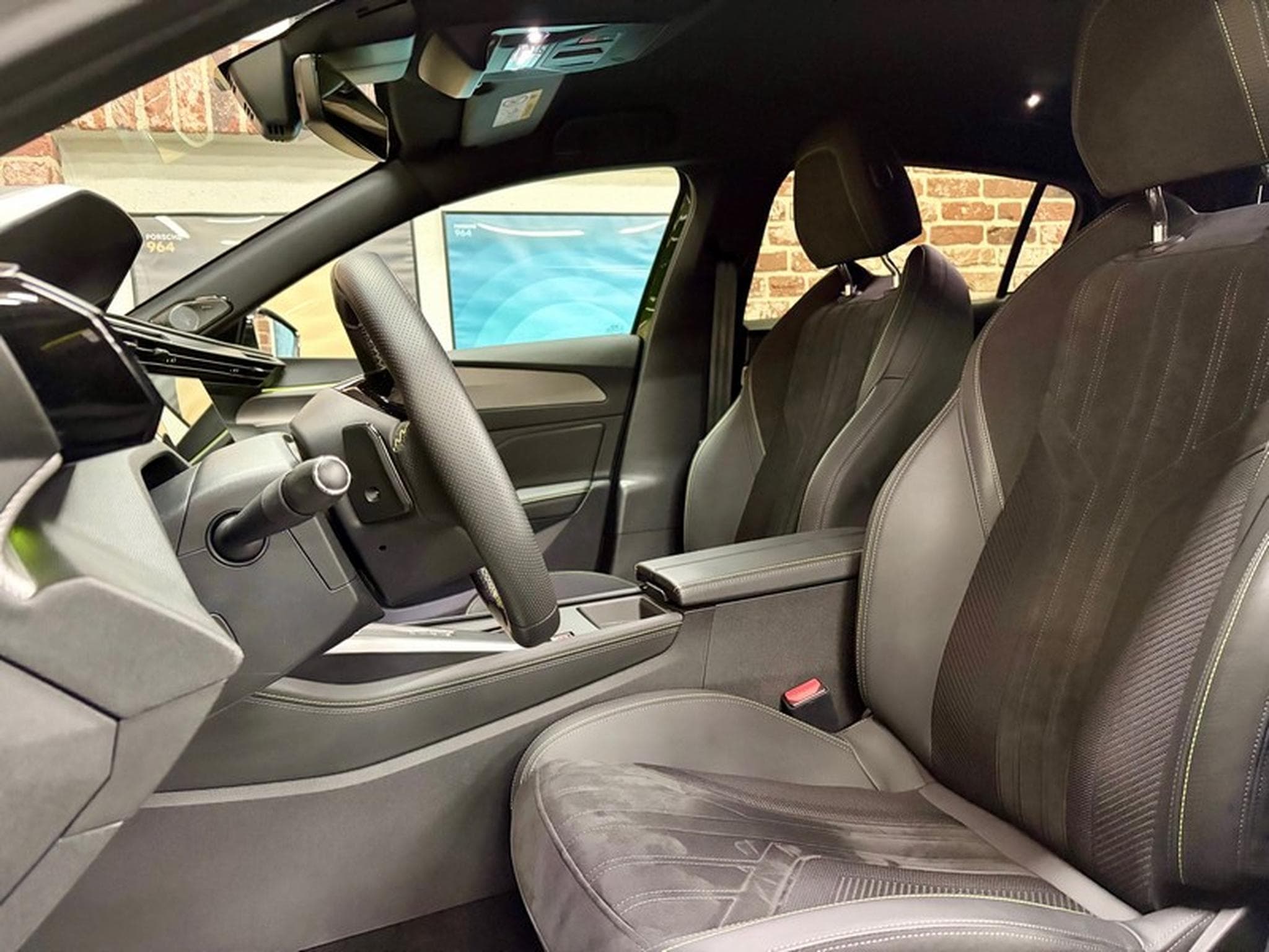 Peugeot 308 308 1.5 BlueHdi 131cv Auto GT (2022) - Foto 5