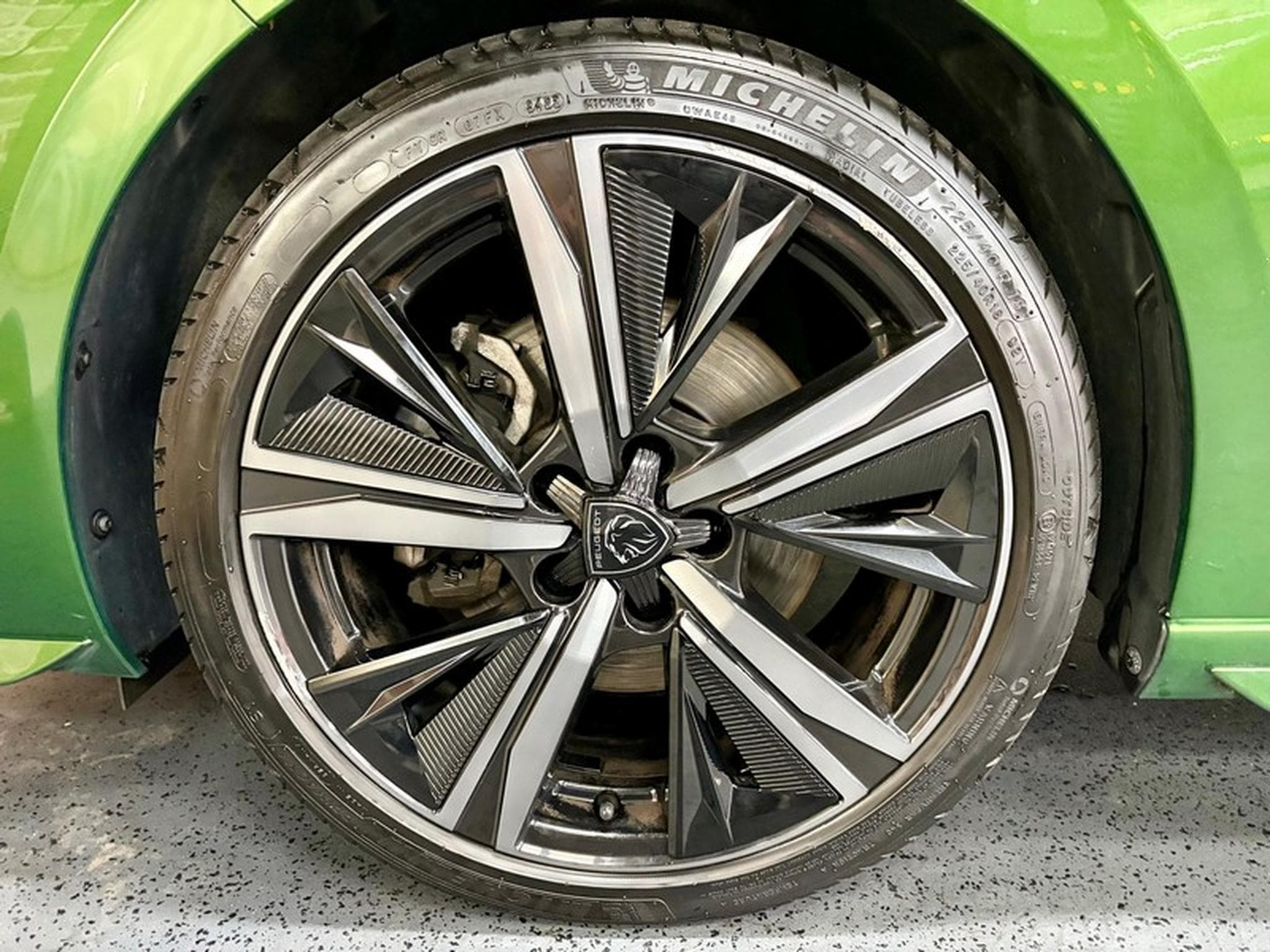 Peugeot 308 308 1.5 BlueHdi 131cv Auto GT (2022) - Foto 3
