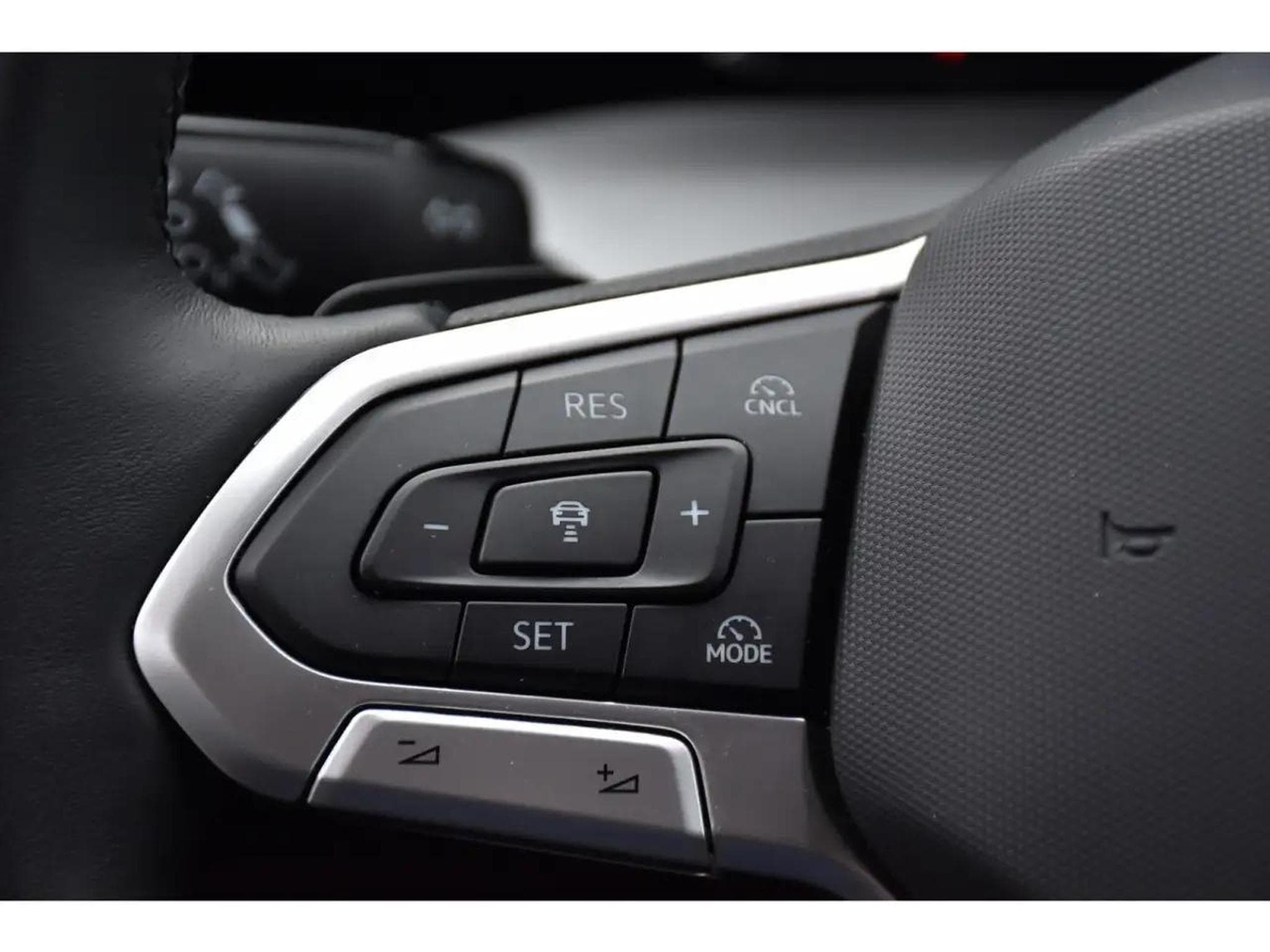 VW Golf (2025) - Photo 19