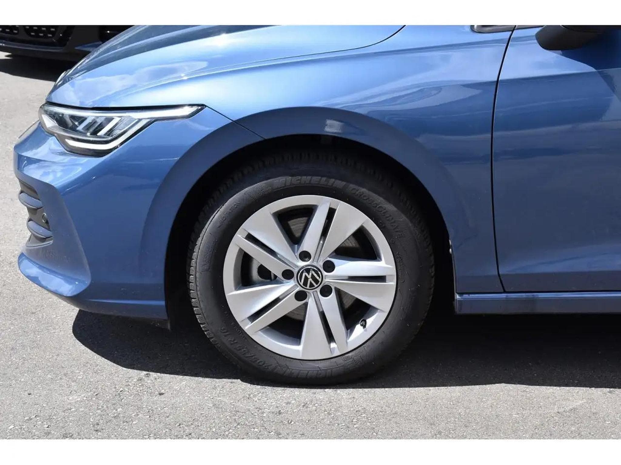 VW Golf (2025) - Photo 5