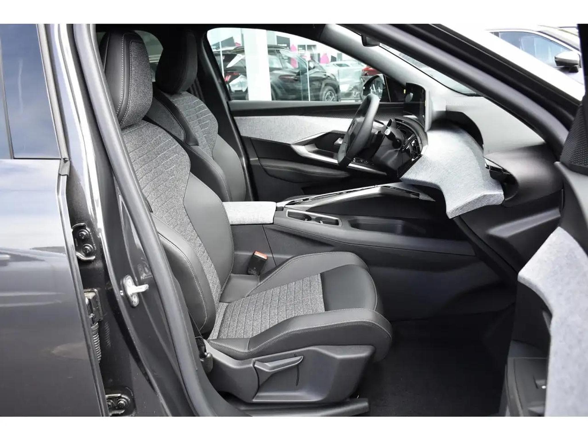 Peugeot 5008 (2026) - Photo 7