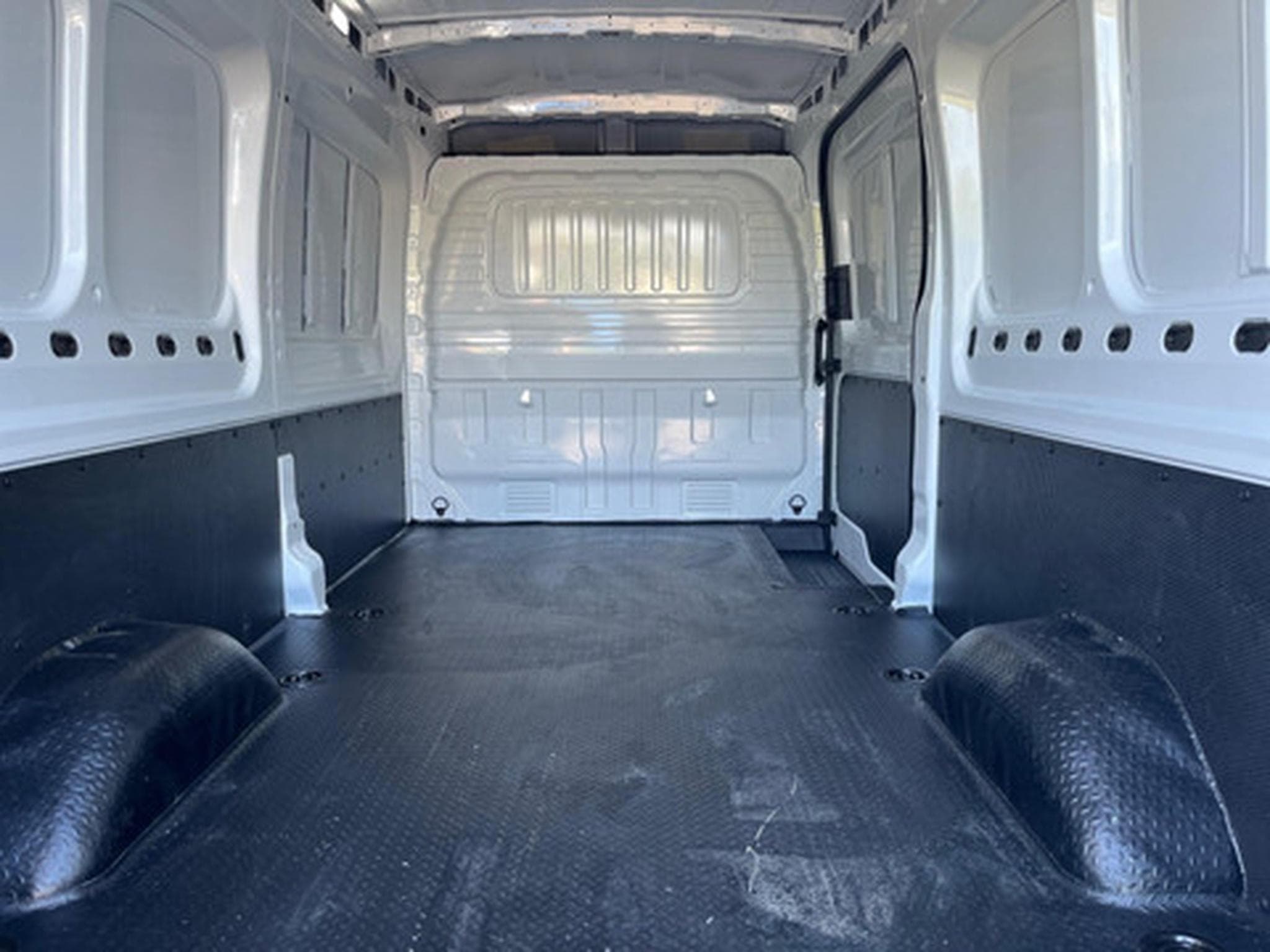 Maxus eDeliver 9 72 KWh (2023) - Foto 11