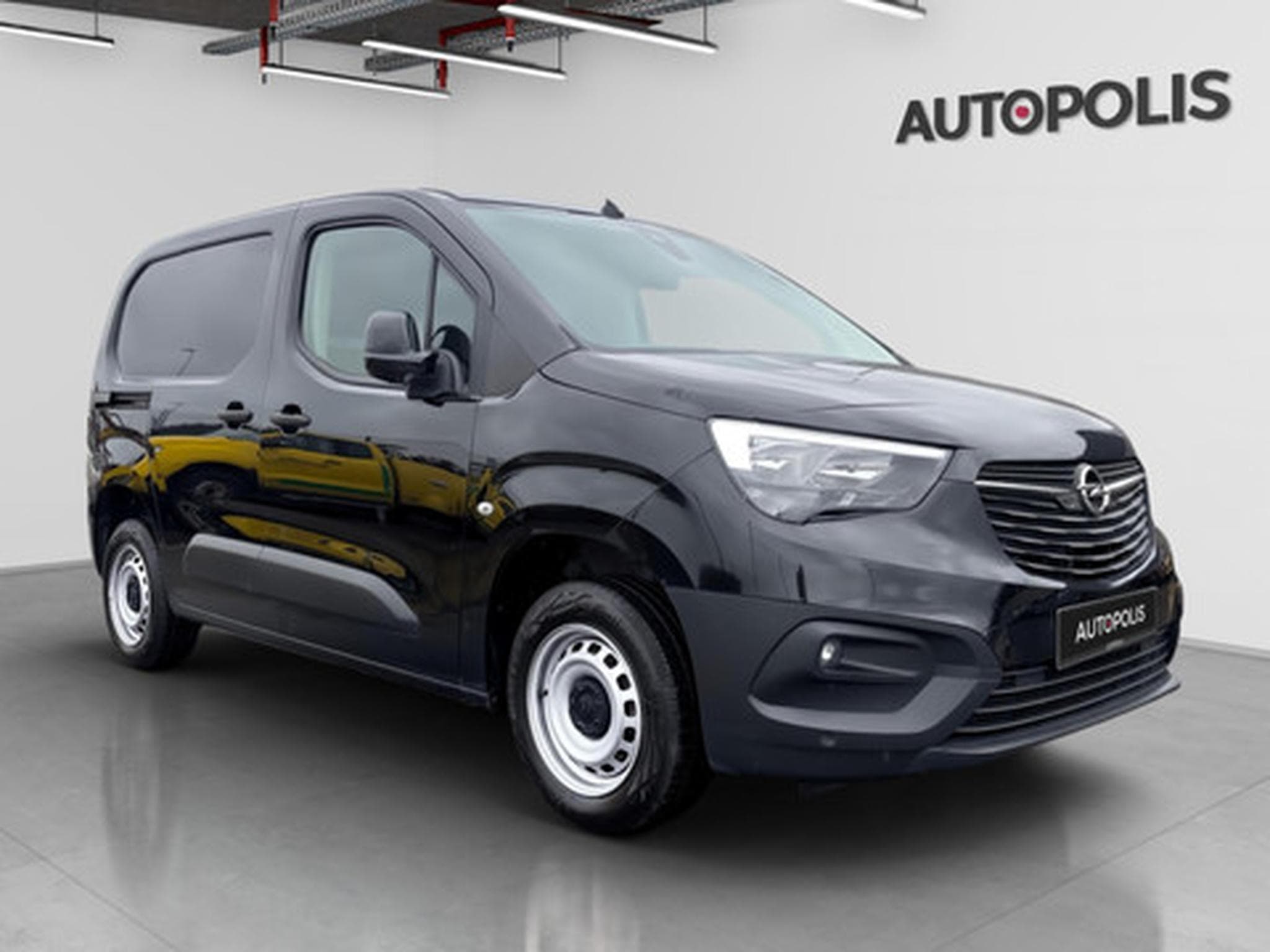 Opel Combo Cargo (2023) - Photo 16
