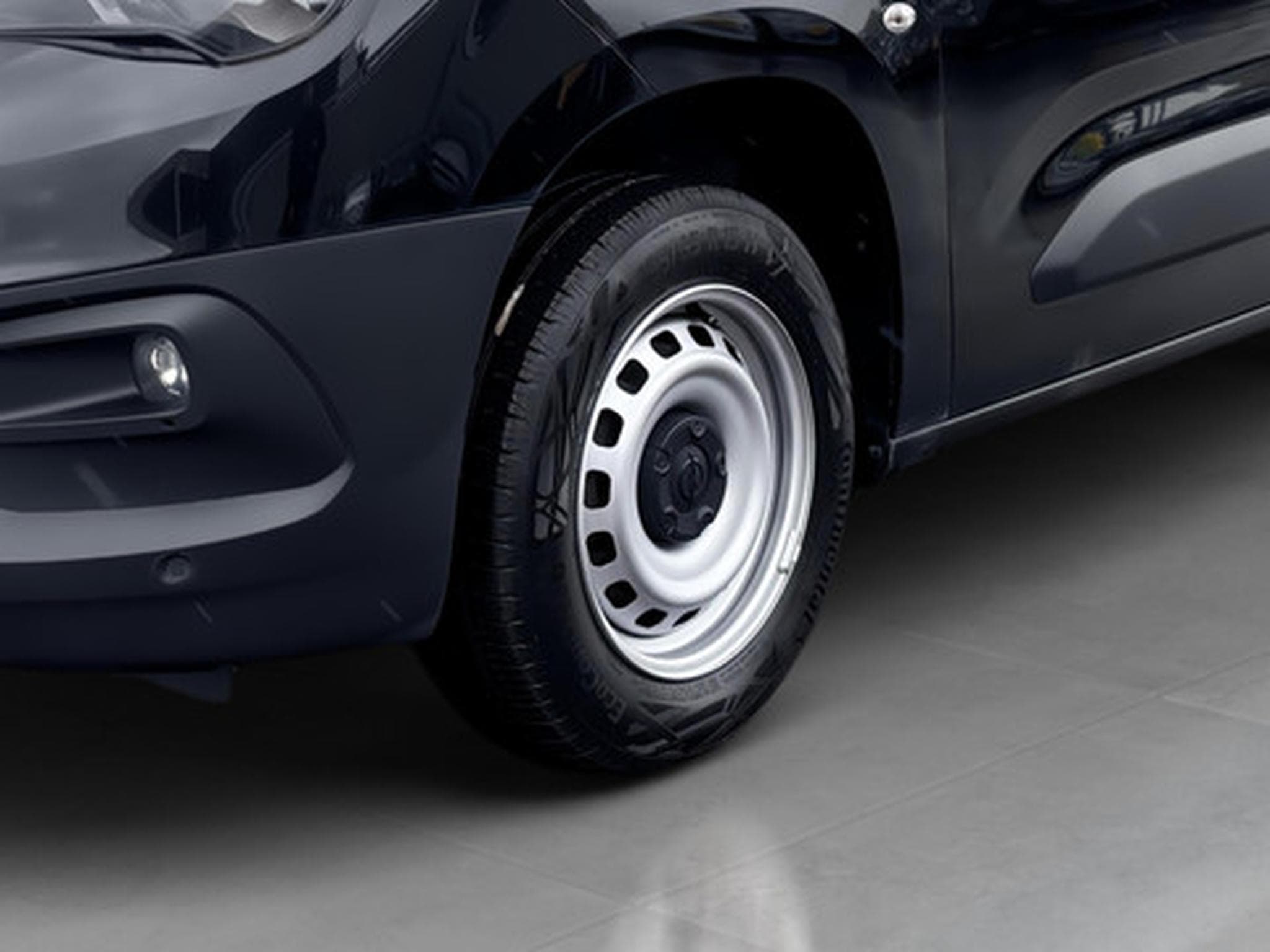 Opel Combo Cargo (2023) - Photo 19