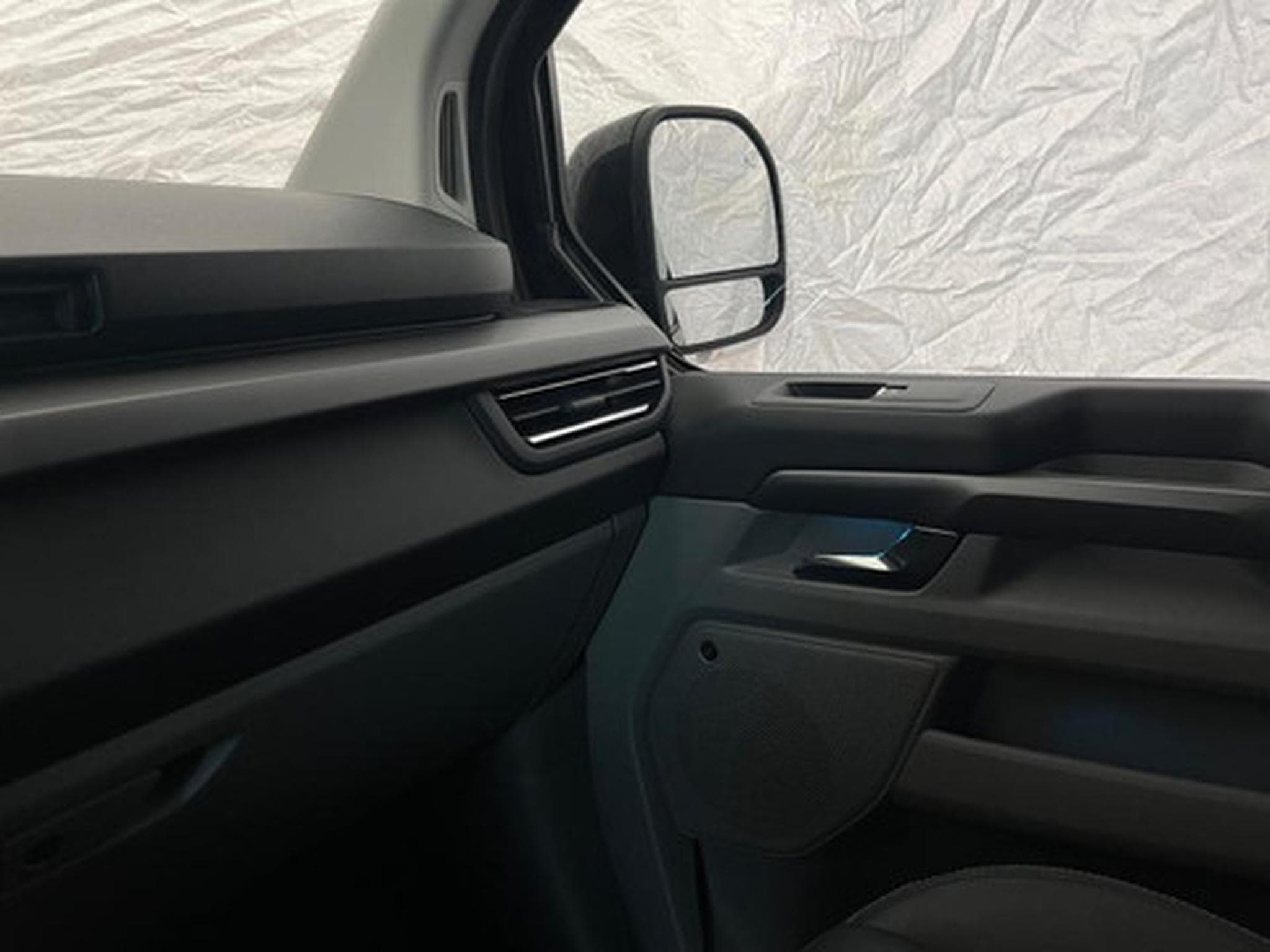 Ford Tourneo Custom 340S Titanium X 2.5i 171kW PHEV eCVT (2025) - Photo 10