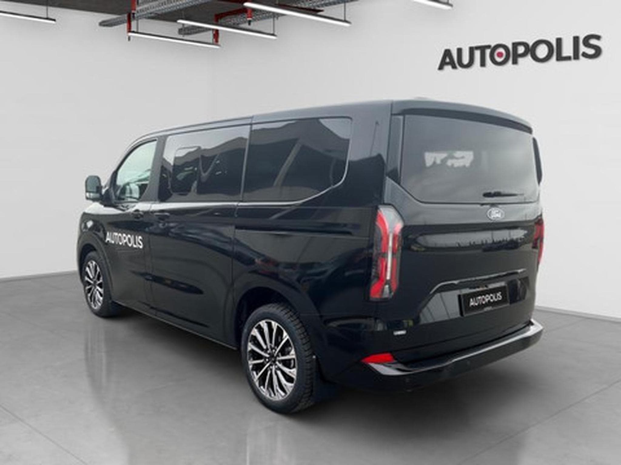 Ford Tourneo Custom 340S Titanium X 2.5i 171kW PHEV eCVT (2025) - Photo 13