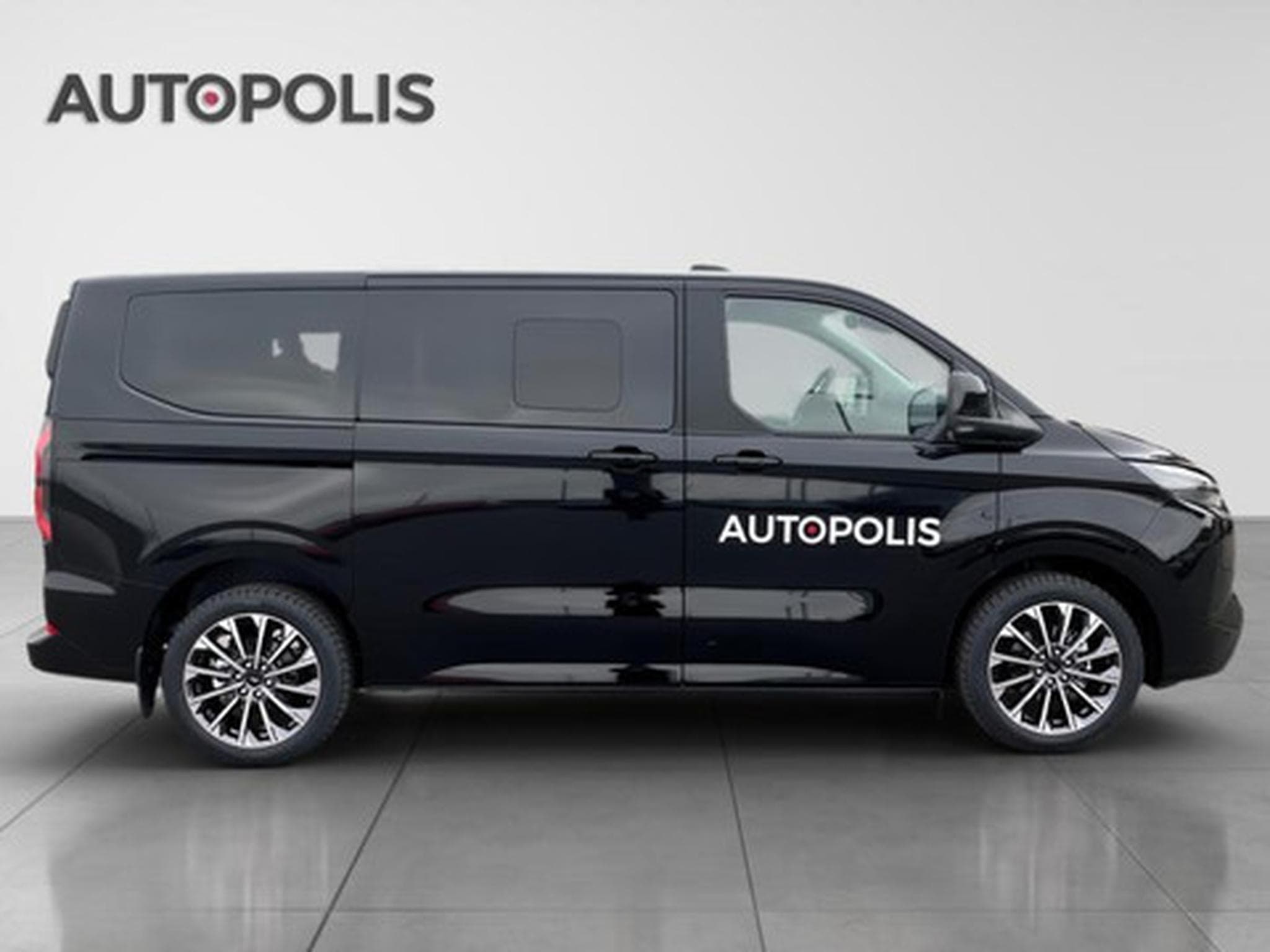 Ford Tourneo Custom 340S Titanium X 2.5i 171kW PHEV eCVT (2025) - Photo 16