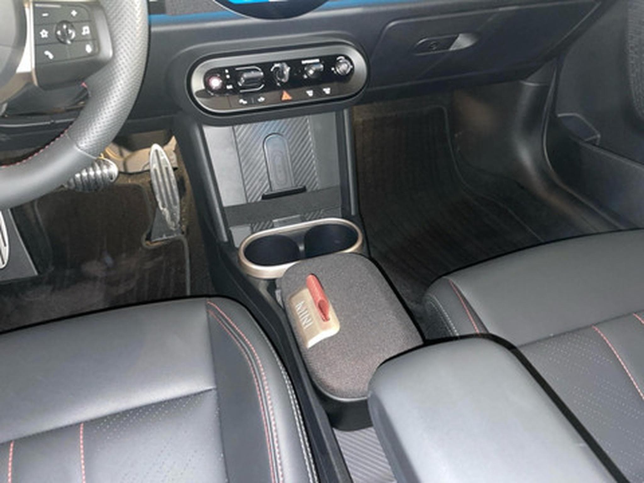 Mini Cooper John Cooper Works (2025) - Photo 11