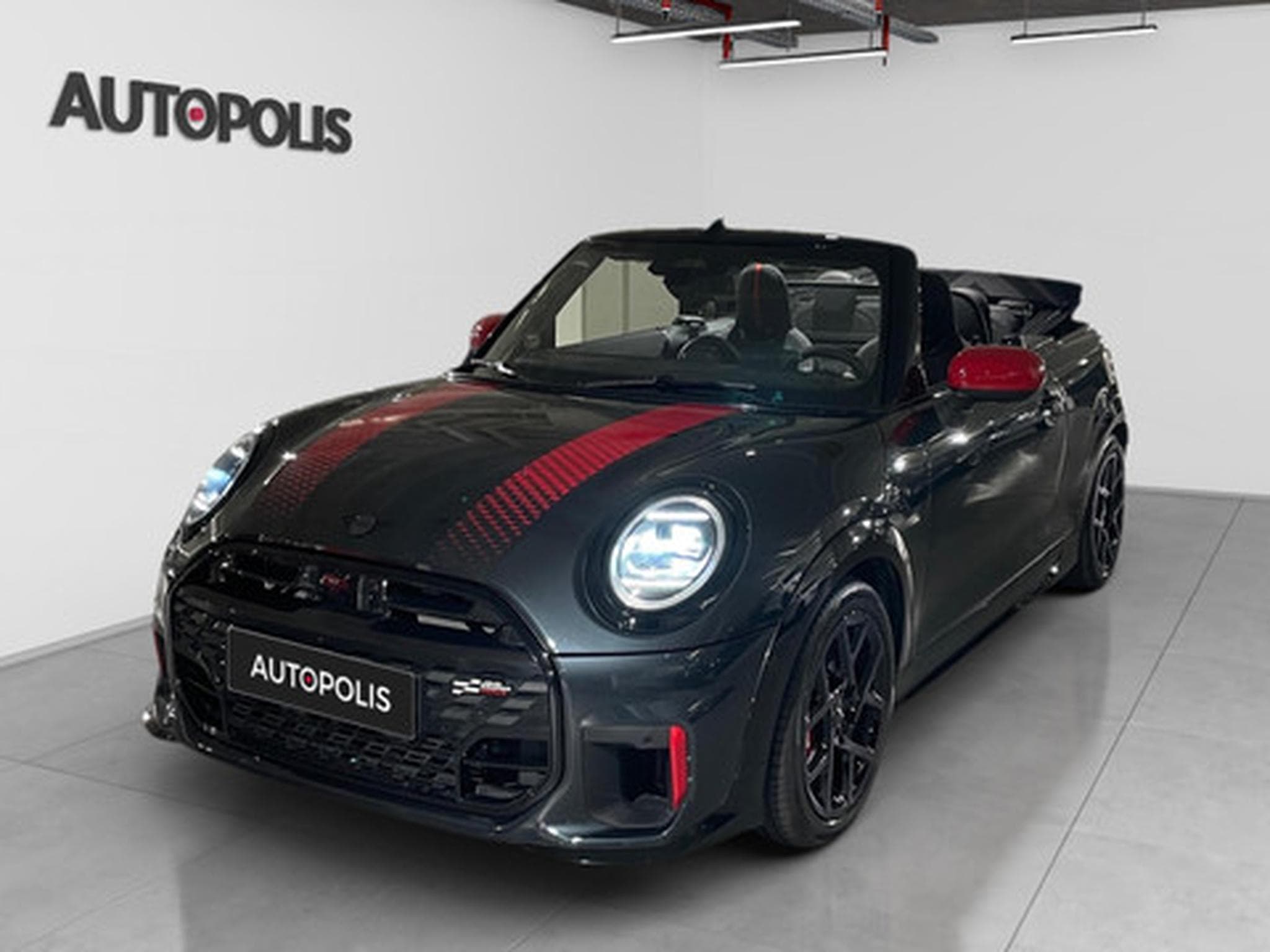 Mini Cooper John Cooper Works (2025) - Photo 20