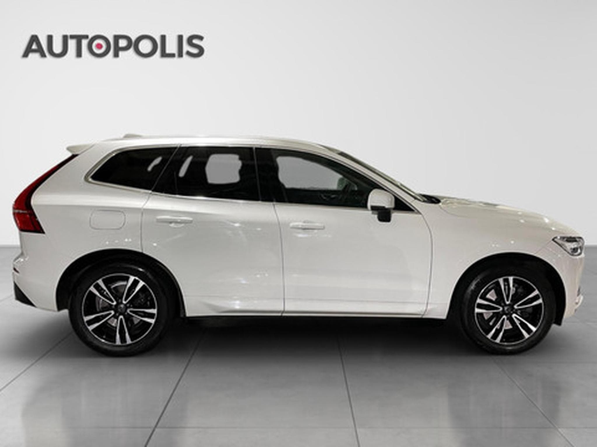 Volvo XC60 2.0 D4 Geartronic Momentum (2019) - Photo 16