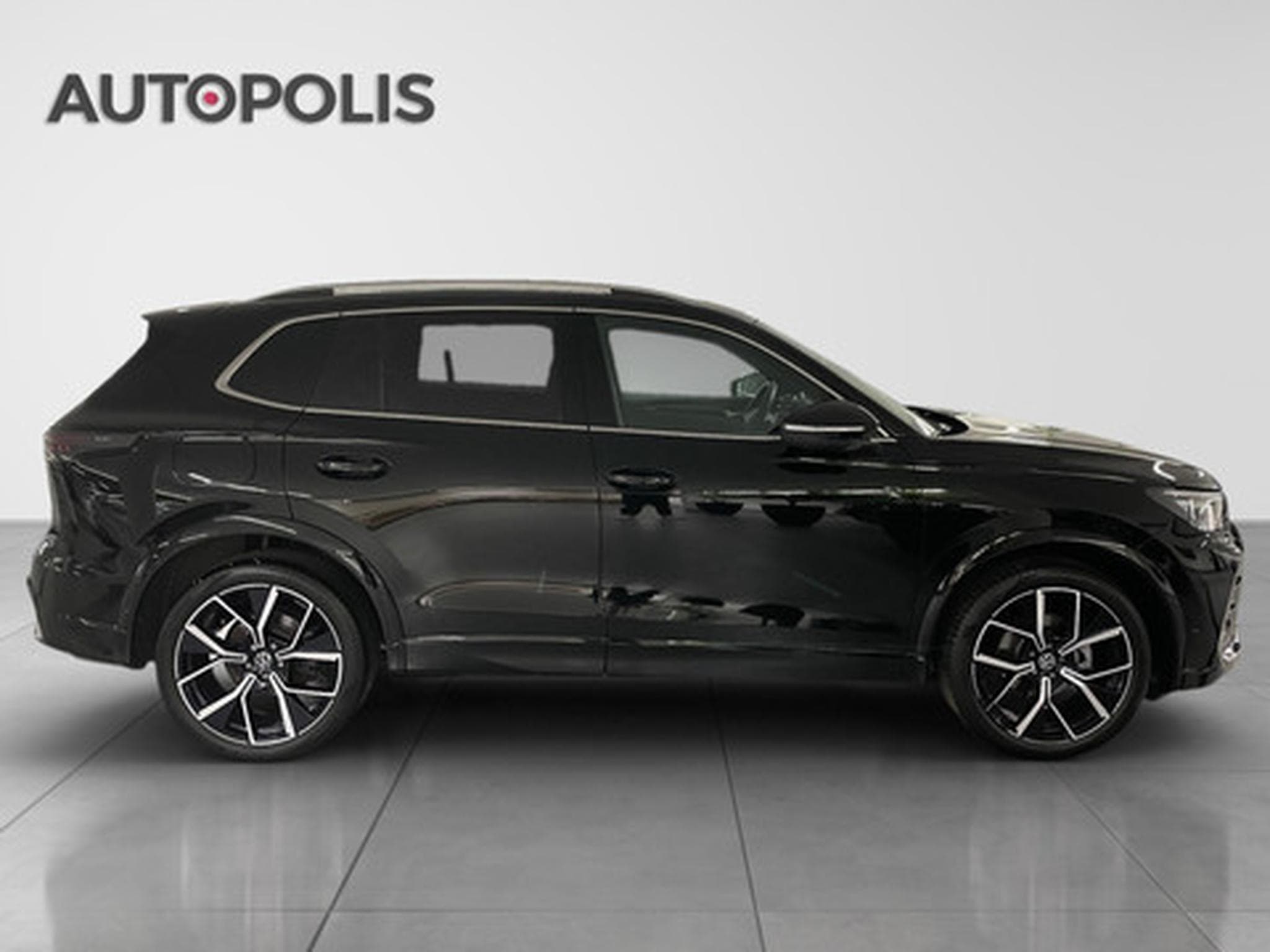 VW Tiguan 1.5 eHybrid R-Line DSG (2024) - Photo 18
