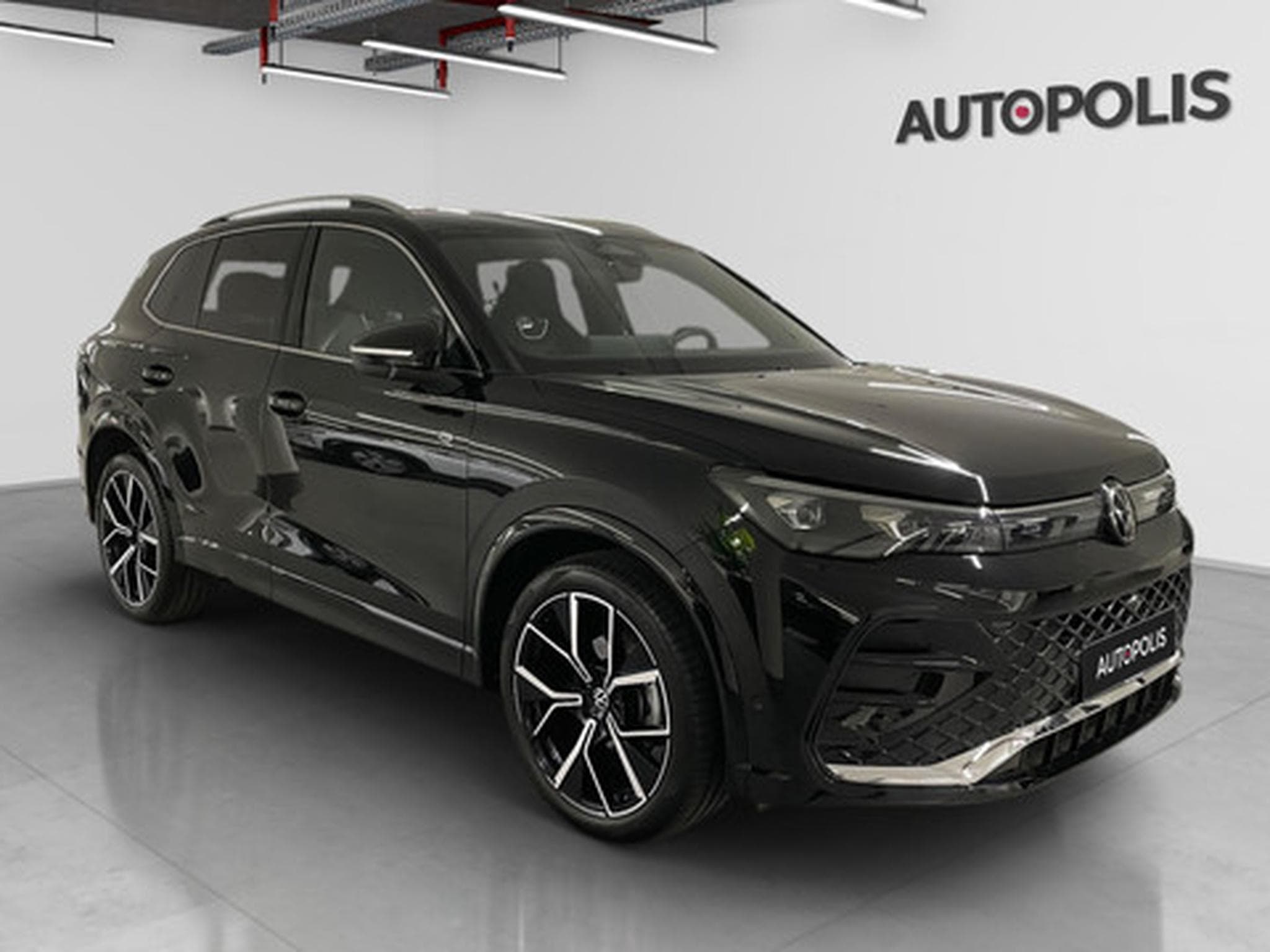 VW Tiguan 1.5 eHybrid R-Line DSG (2024) - Photo 21