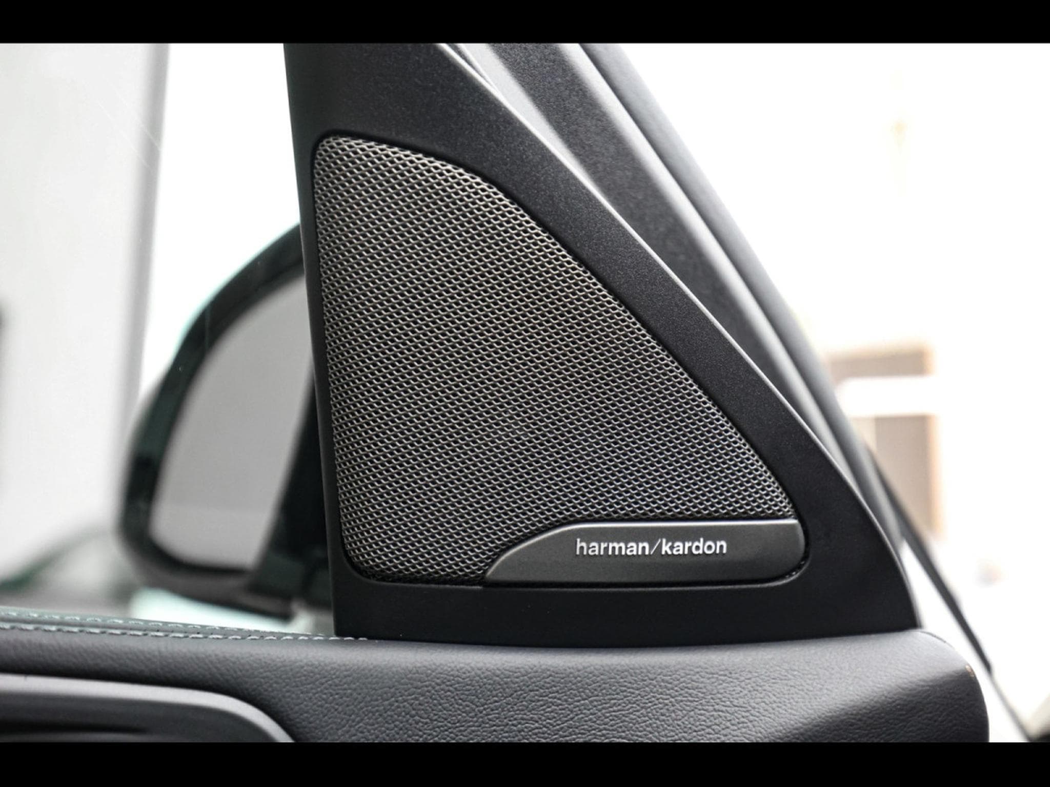 BMW X6M COMPETITION 4.4 (625 CH) STEPTRONIC XDRIVE – MINERALWEISS ME (2023) - Photo 25