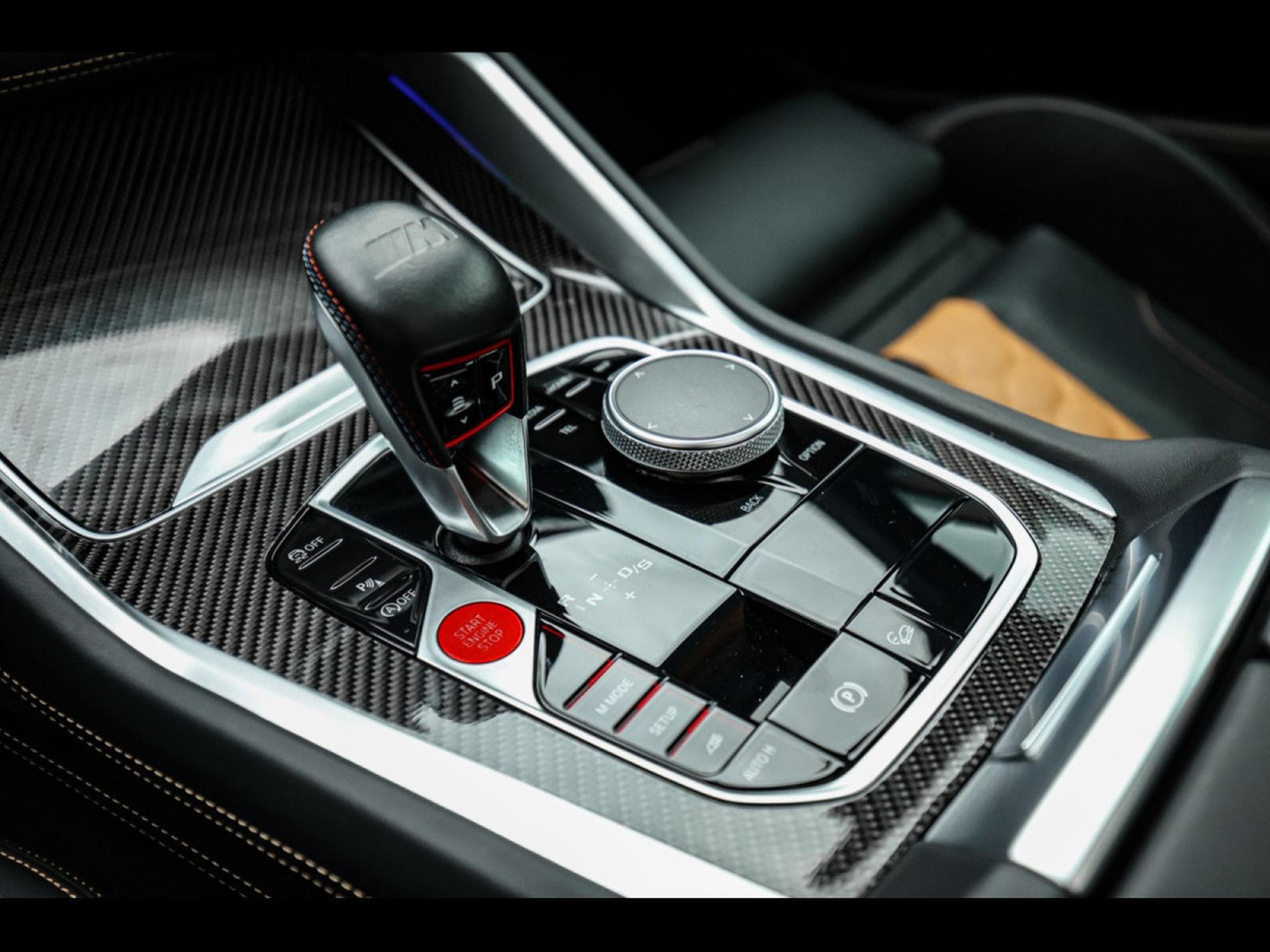 BMW X6 M COMPETITION 4.4 (625 CH) STEPTRONIC XDRIVE – MINERALWEISS (2023) - Photo 20