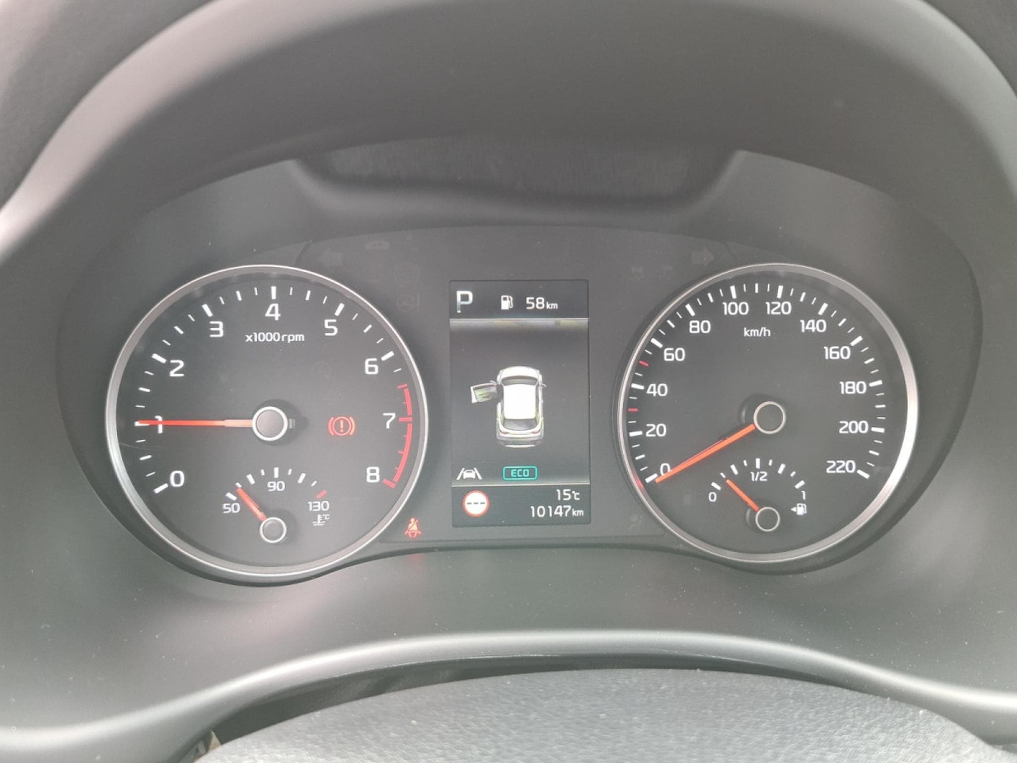 Kia Stonic GT Line 1.0T 120 ISG MHEV 7DCT (2023) - Photo 14