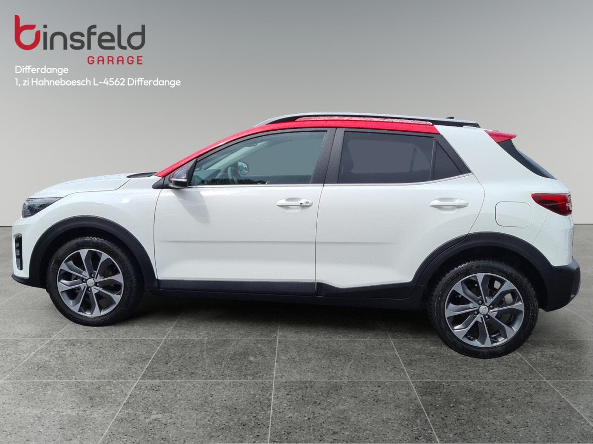 Kia Stonic GT Line 1.0T 120 ISG MHEV 7DCT (2023) - Photo 2