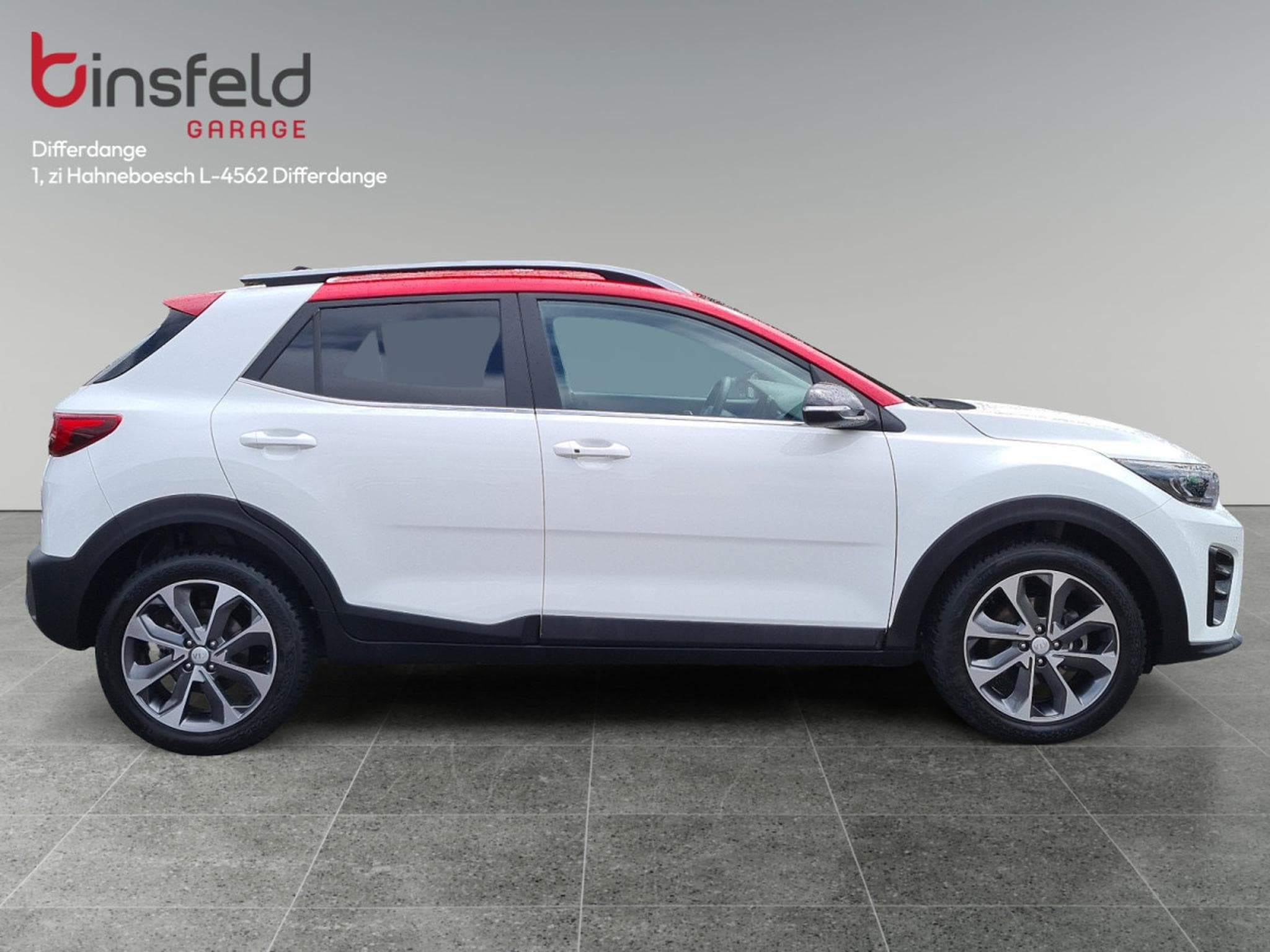 Kia Stonic GT Line 1.0T 120 ISG MHEV 7DCT (2023) - Photo 6