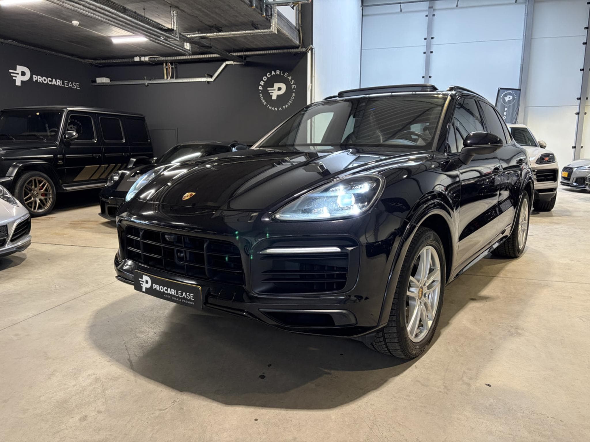 Porsche Cayenne 3.0 V6/PANORAMA/KAMERA/ (2018) - Photo 1