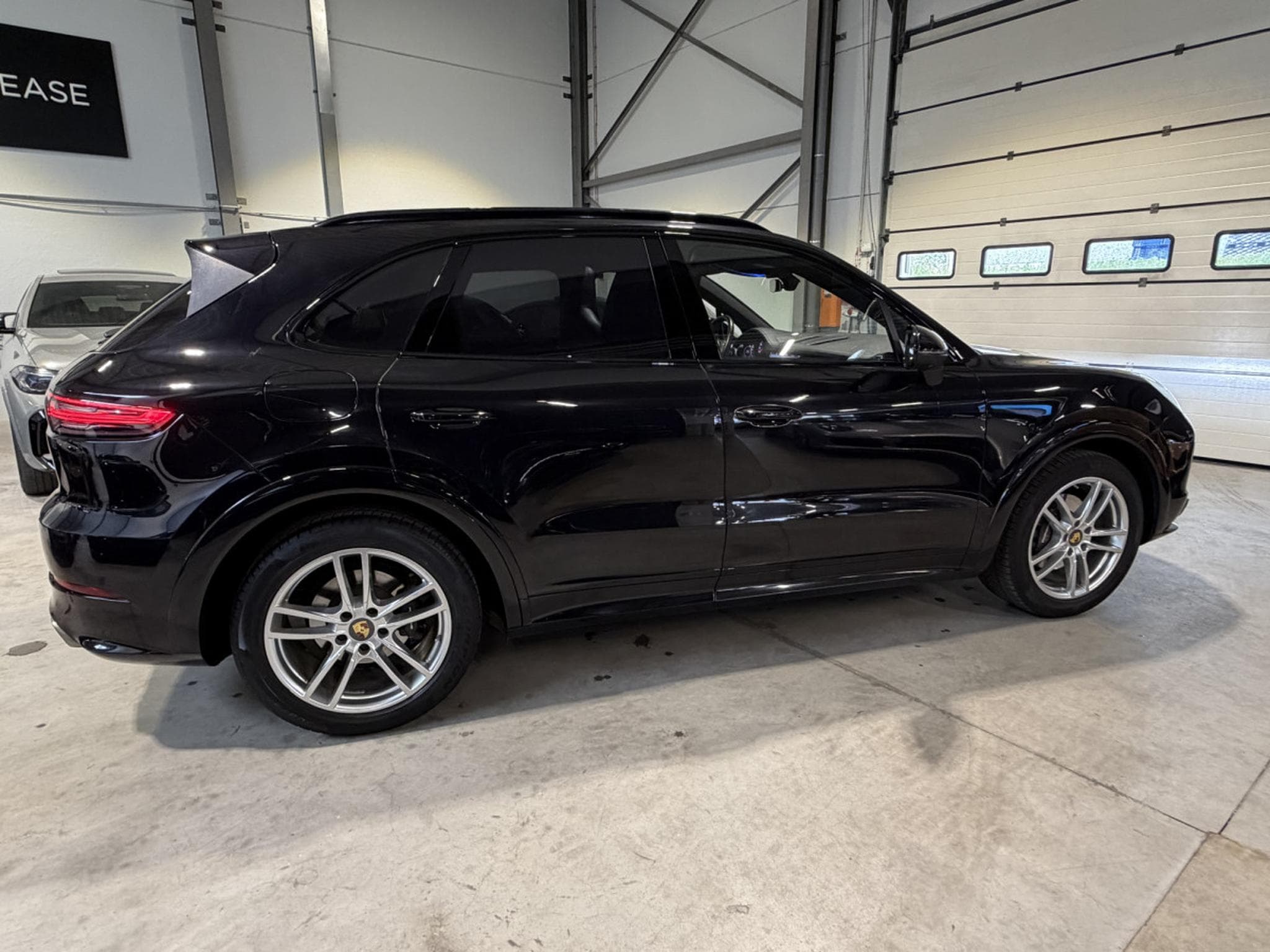 Porsche Cayenne 3.0 V6/PANORAMA/KAMERA/ (2018) - Photo 13