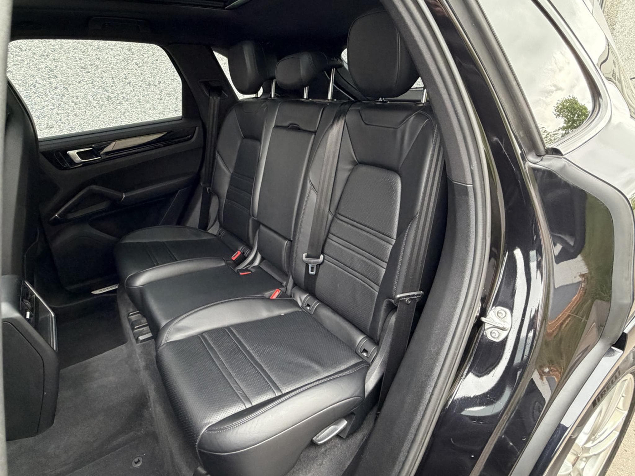 Porsche Cayenne 3.0 V6/PANORAMA/KAMERA/ (2018) - Photo 16