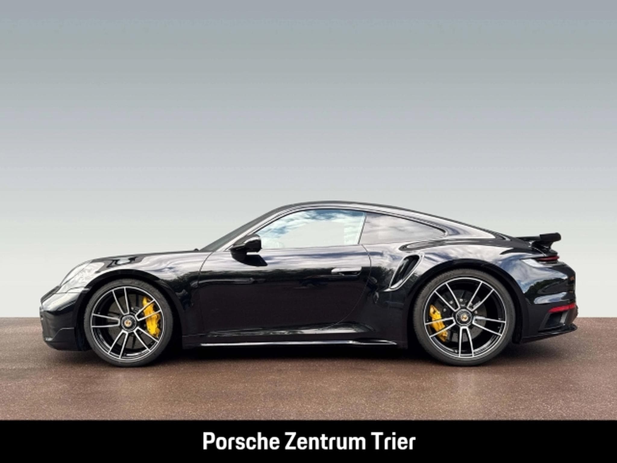 Porsche 911 Turbo S Burmester InnoDrive Sportabgas (2020) - Photo 2