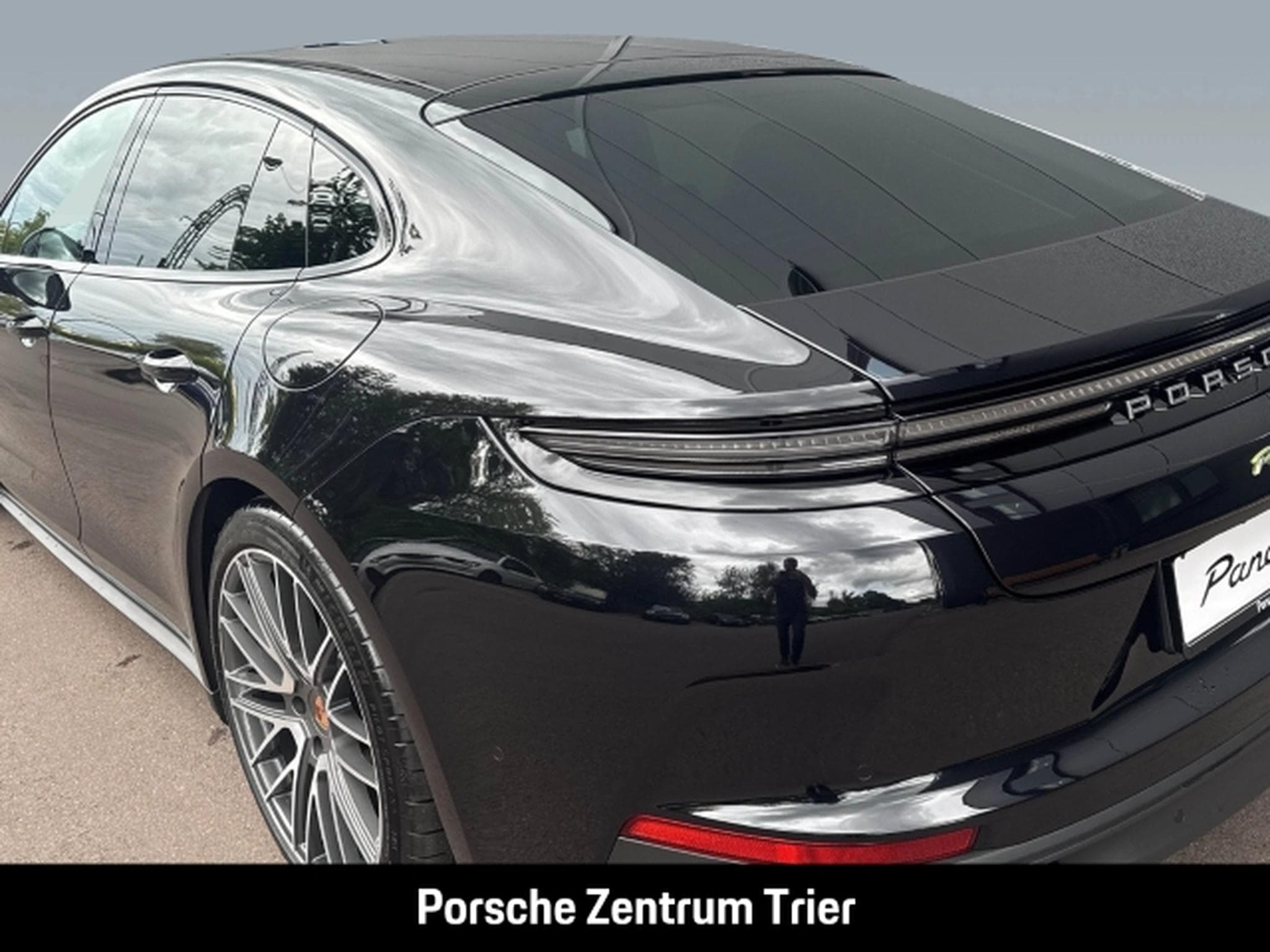 Porsche Panamera E-Hybrid (2026) - Photo 10