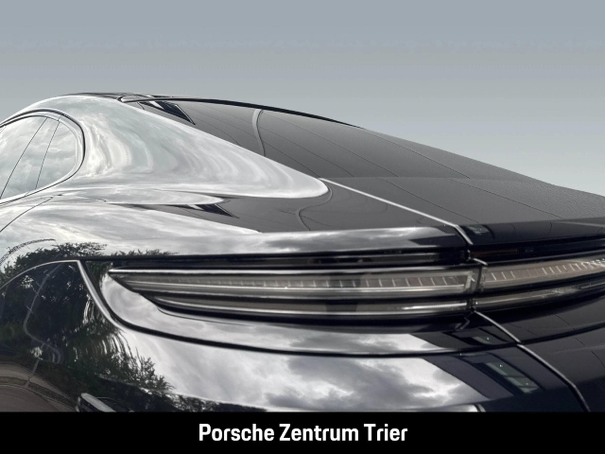 Porsche Panamera E-Hybrid (2026) - Photo 12