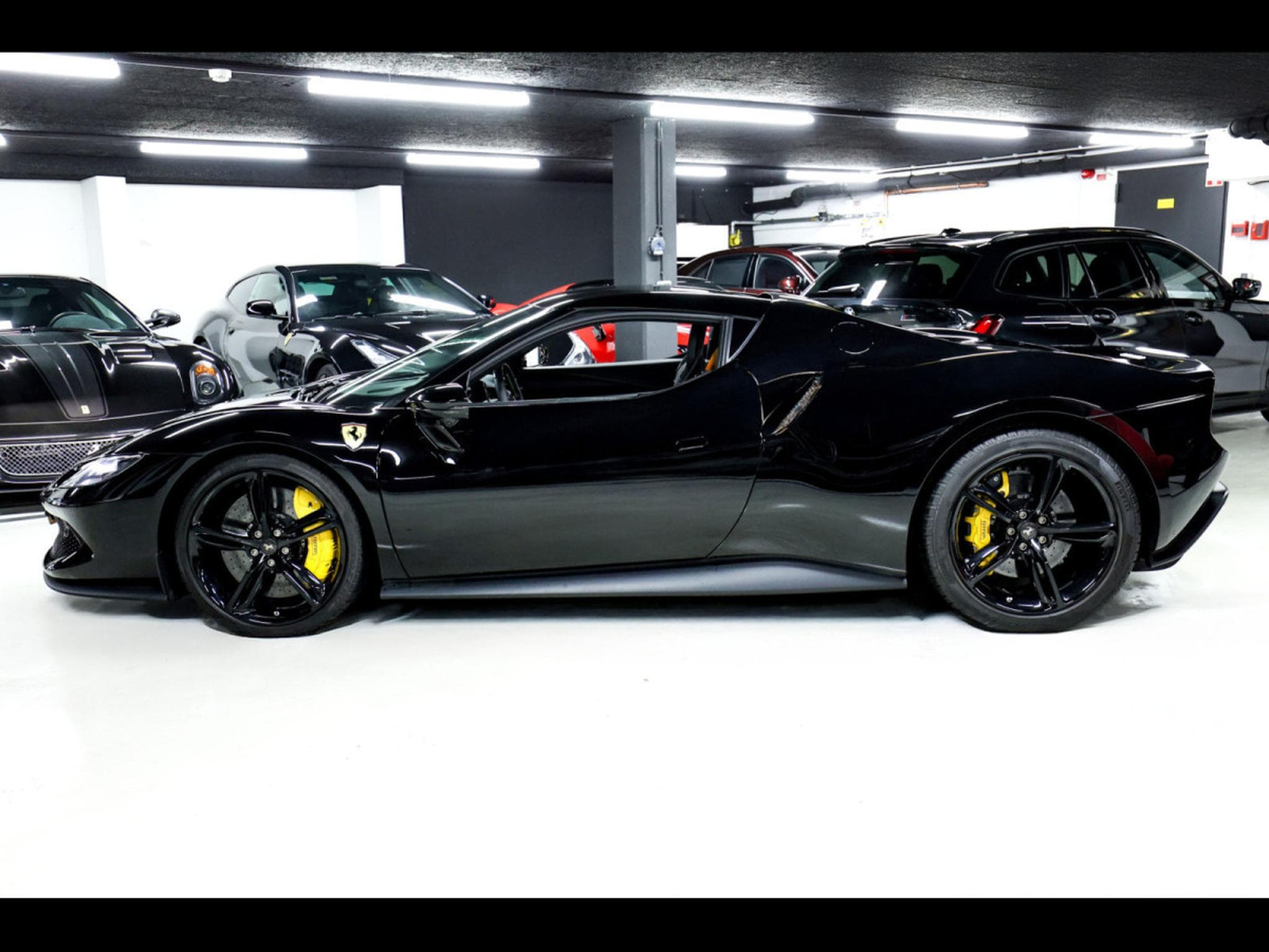 Ferrari 296 GTB (830 CH) - NERO - NOVITEC TAILPIPES (2023) - Photo 2