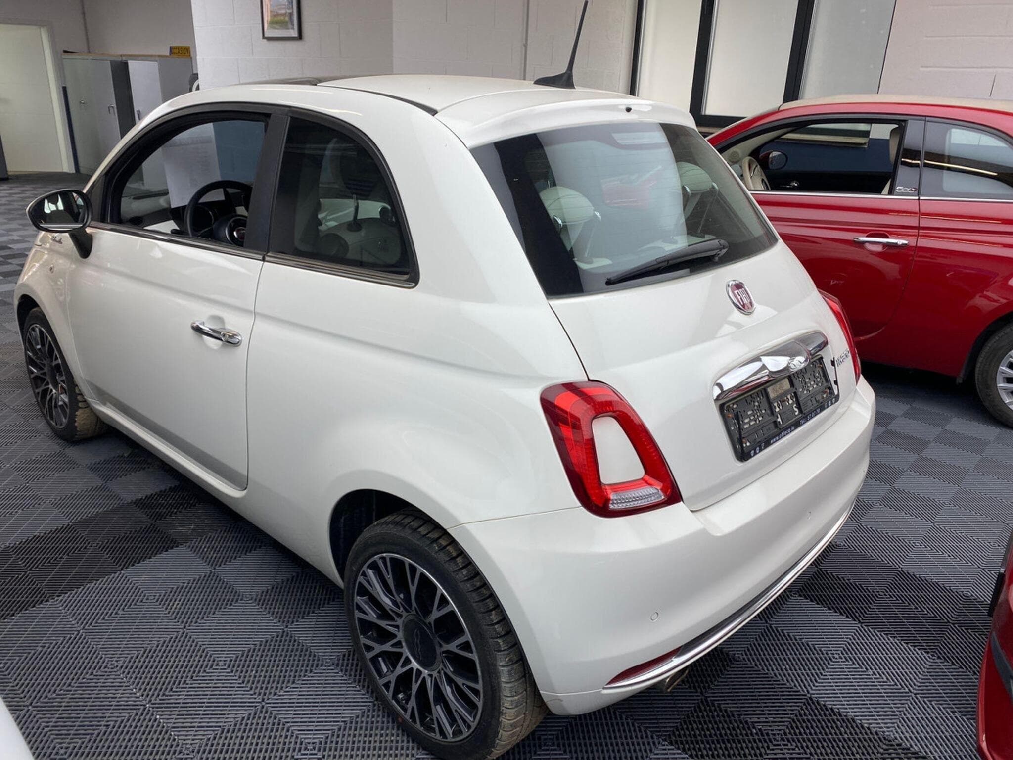 Fiat 500 Dolcevita Hybrid (2021) - Photo 4