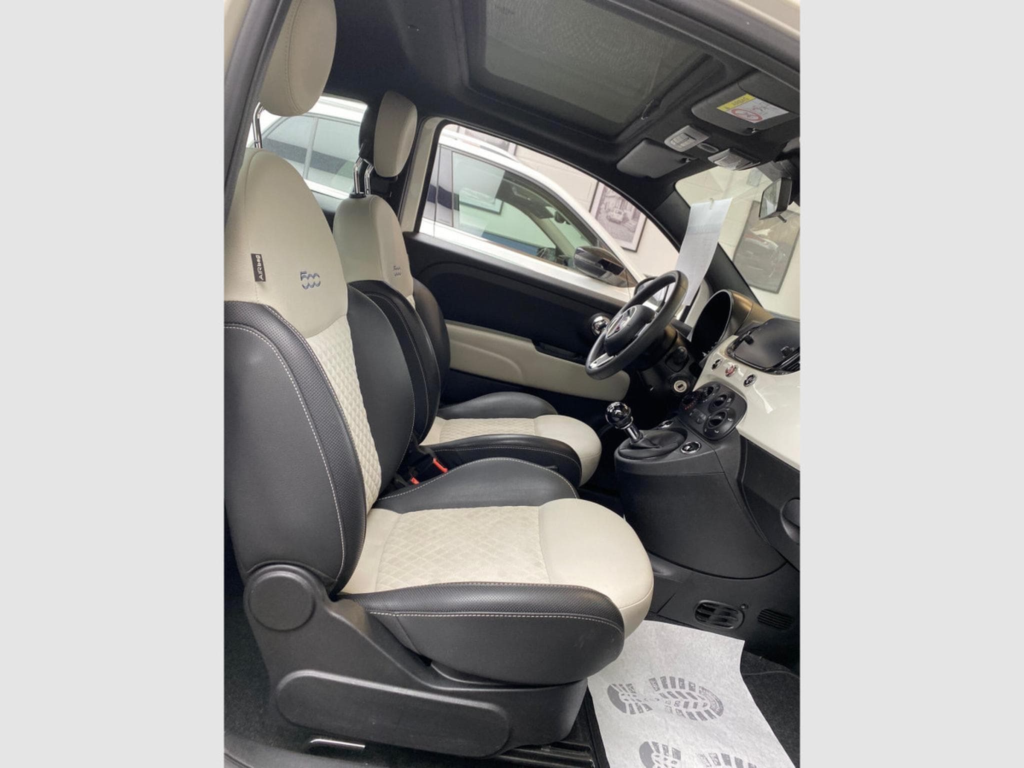 Fiat 500 Dolcevita Hybrid (2021) - Photo 7
