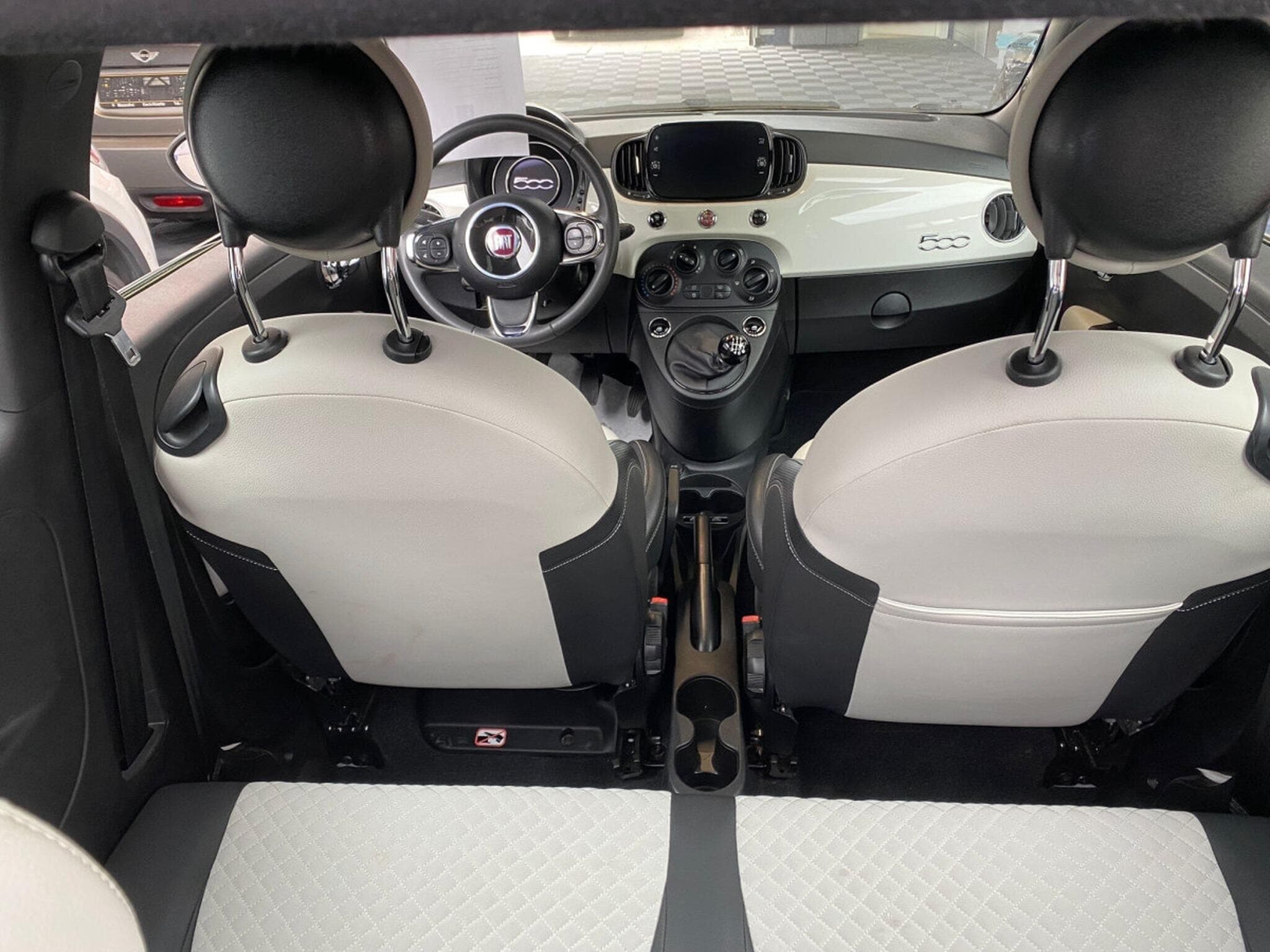 Fiat 500 Dolcevita Hybrid (2021) - Photo 8