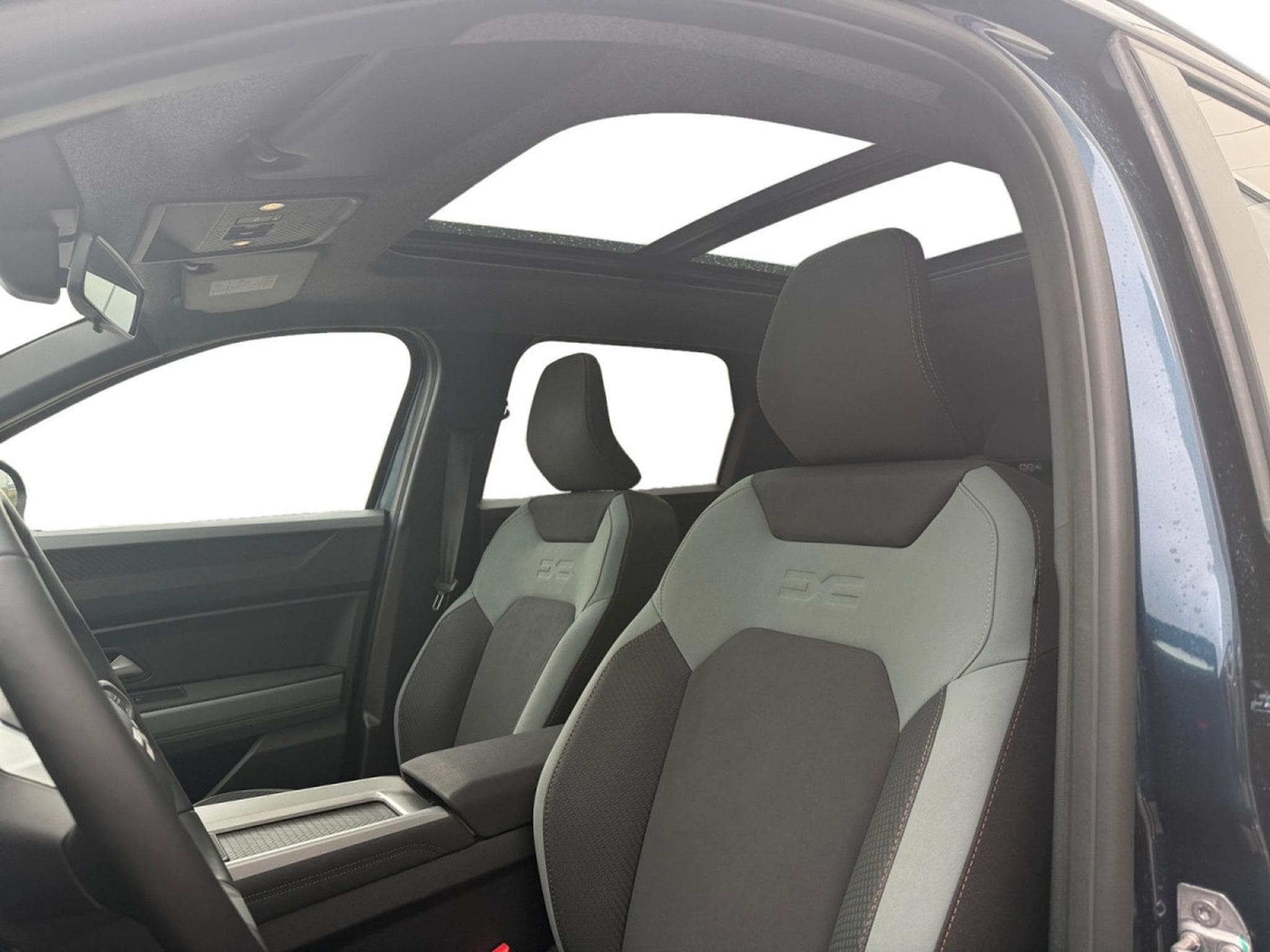 Dacia Bigster 1.8 Hybrid Extreme (2025) - Photo 9