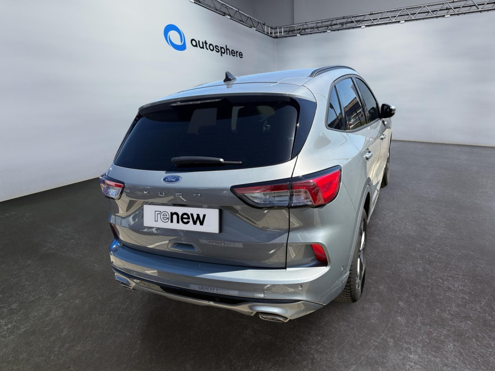 Ford Kuga 2.0 TDCI fwd Auto ST-LINE X (2023) - Photo 5