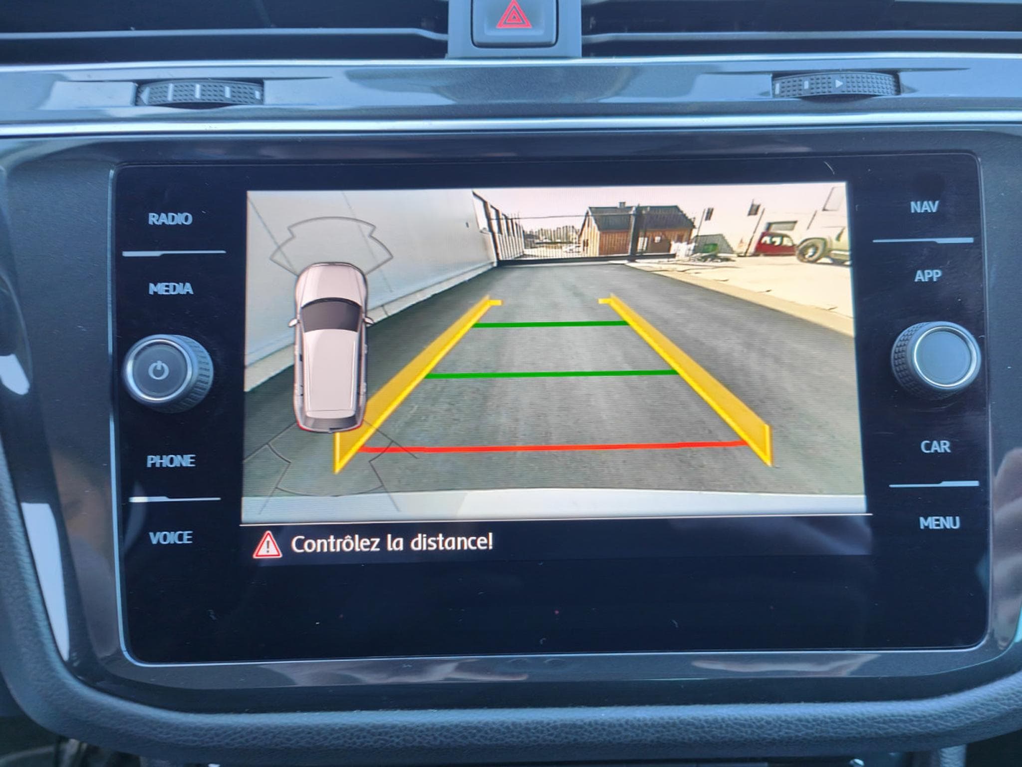 VW Tiguan 2.0 TDI DSG CARPLAY CAMERA GPS CRUISE ADAPTATIF (2020) - Foto 18