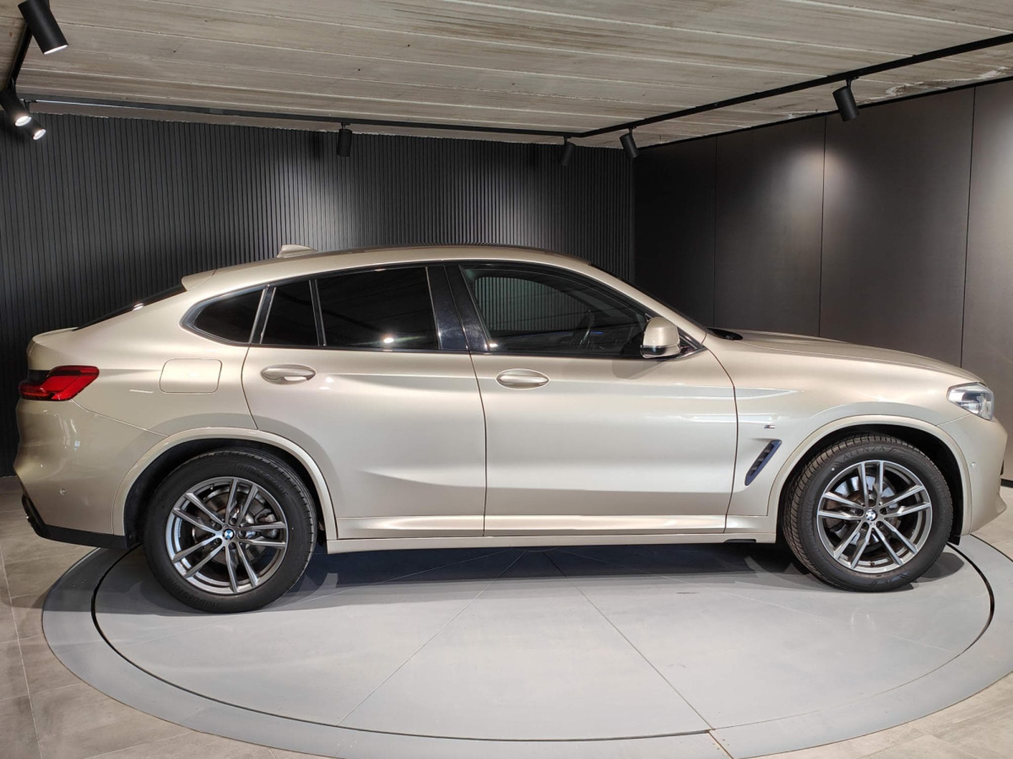 BMW X4 20I XDRIVE PACK M GPS CAMERA CUIR SIEGES CHAUFFANTS (2019) - Foto 2