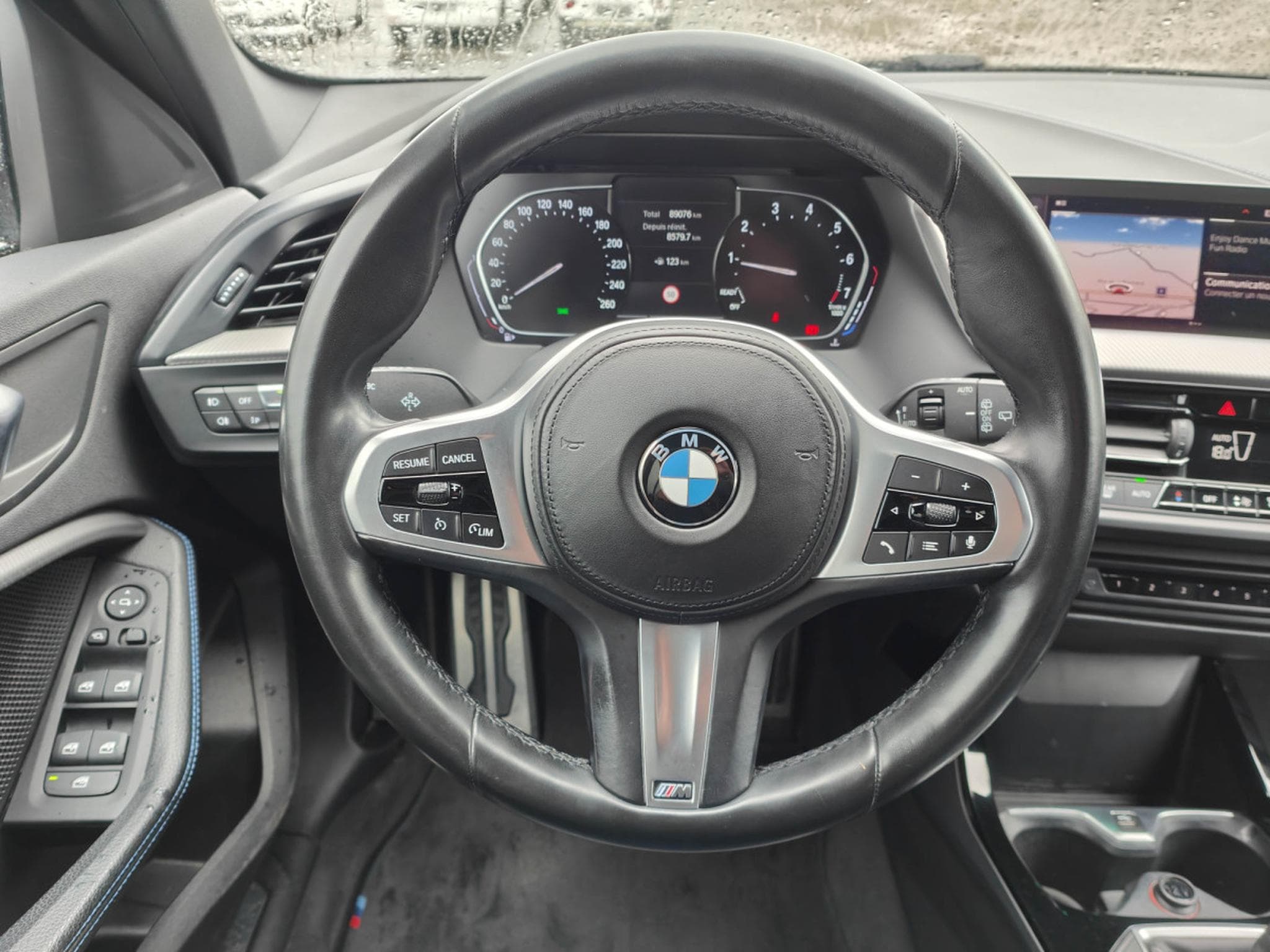 BMW 118 118I PACK M GPS CAMERA CARPLAY SIEGES CHAUFFANTS (2021) - Foto 15
