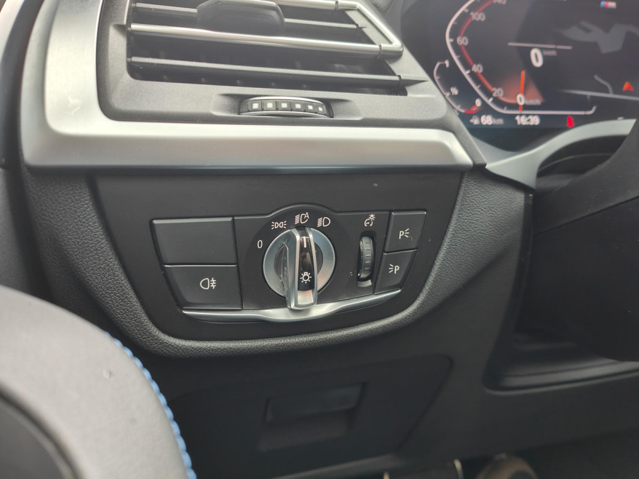 BMW X4 X4 XDRIVE20D PACK M TOIT OUV CARPLAY GPS CAMERA 360 (2022) - Foto 25
