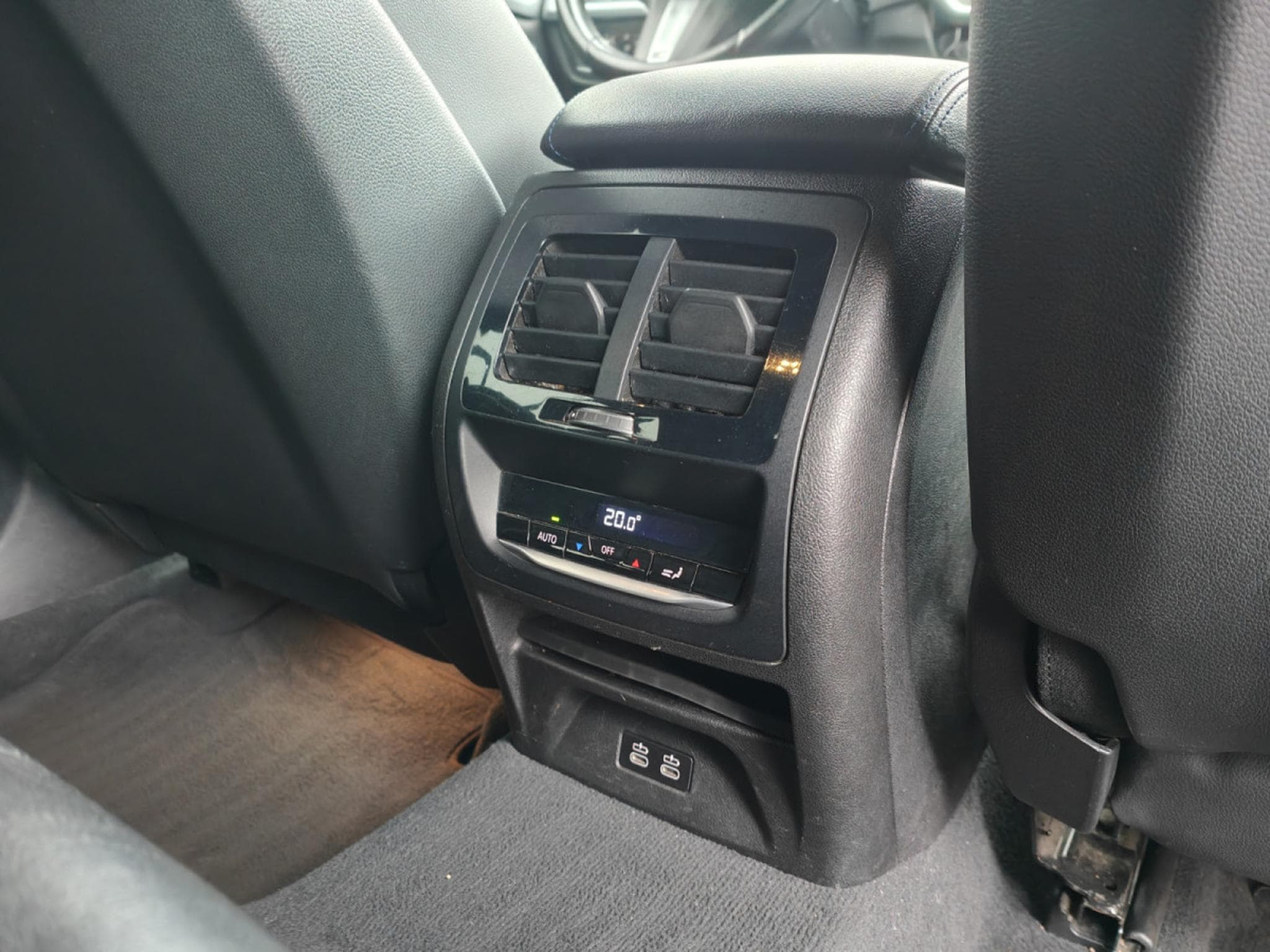 BMW X4 X4 XDRIVE20D PACK M TOIT OUV CARPLAY GPS CAMERA 360 (2022) - Foto 9